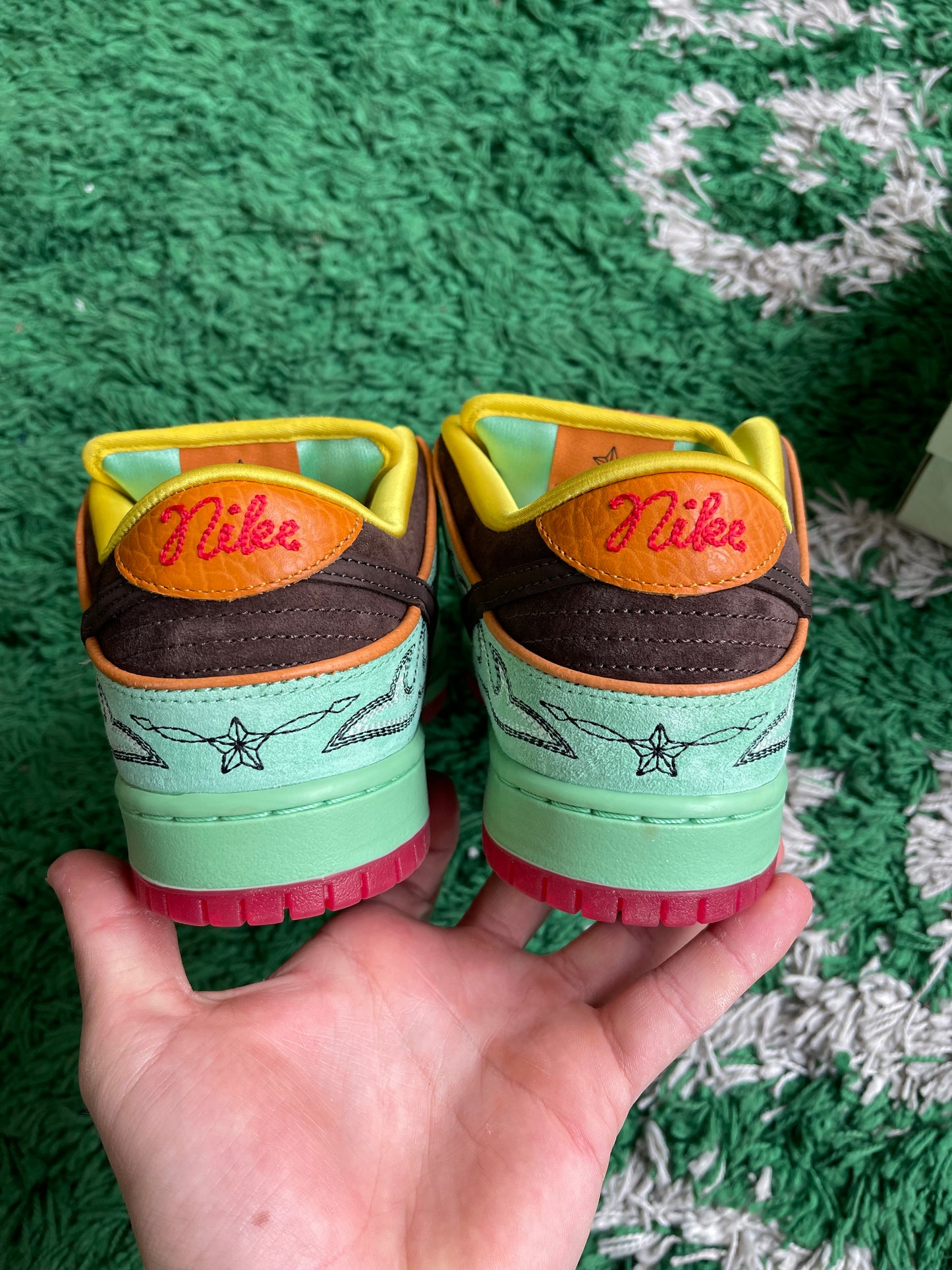 Nike Dunk Low SB “Rodeo Tourmaline”