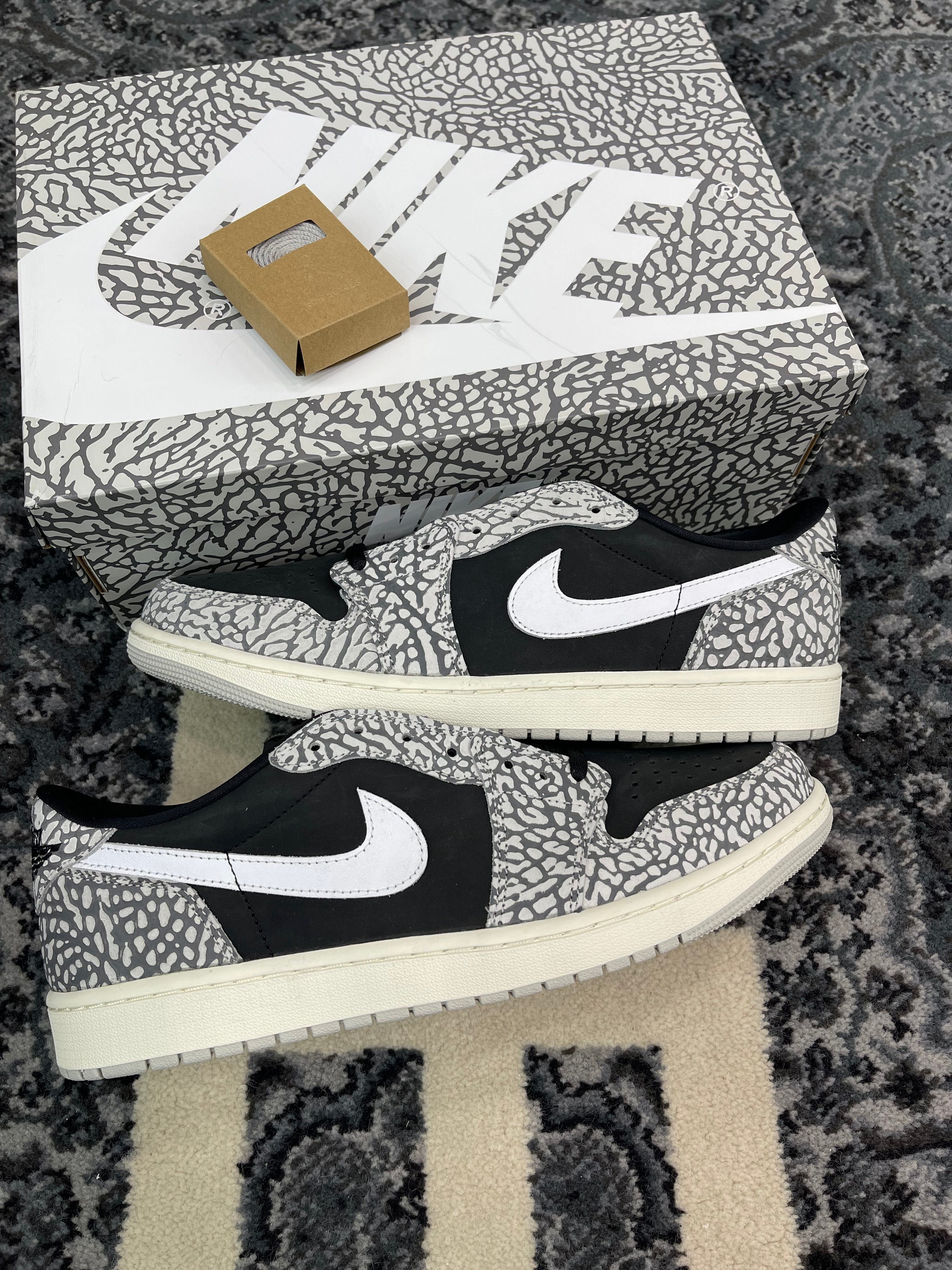 Jordan 1 Low OG “Cement”