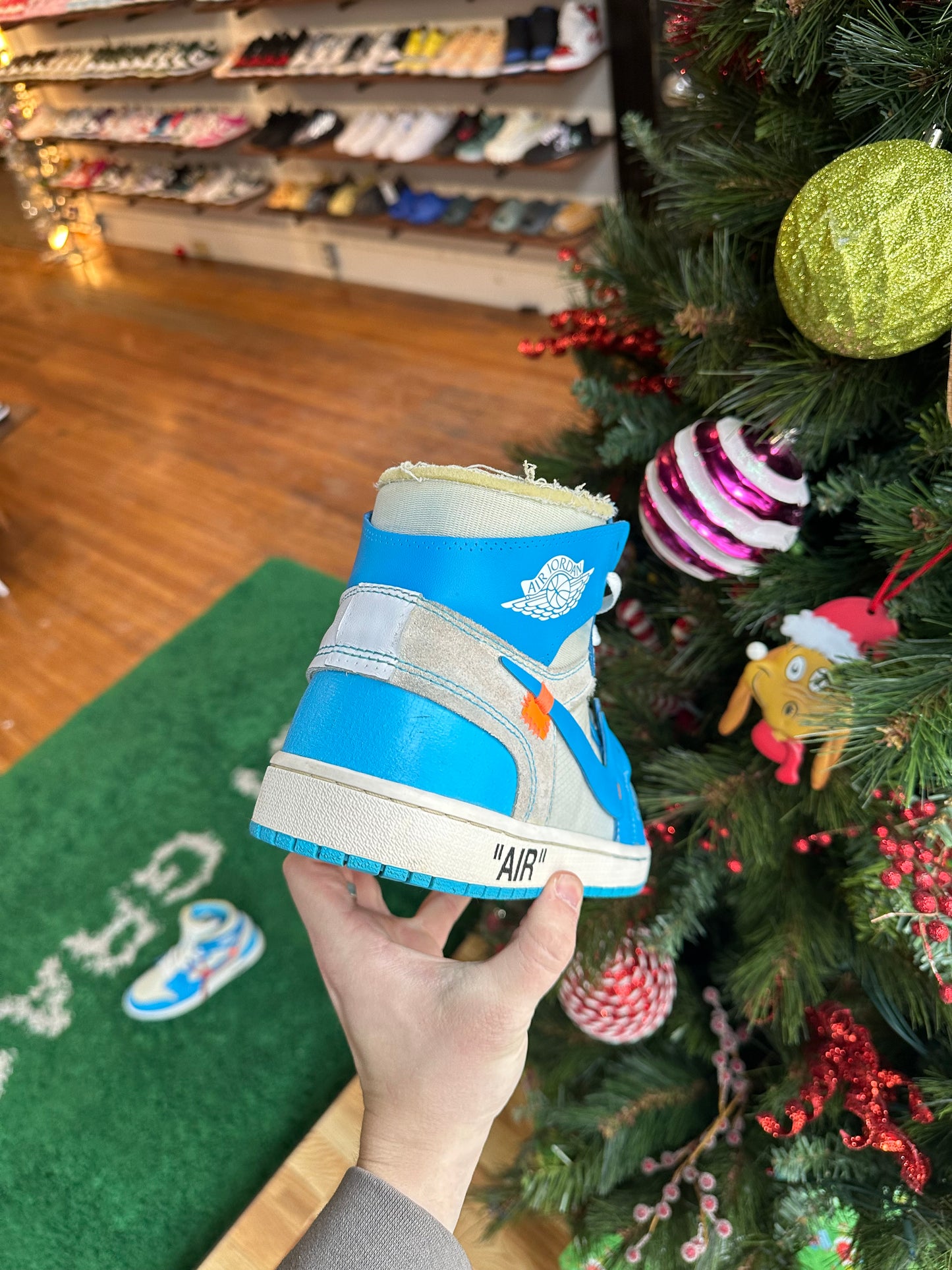 Off-White Jordan 1 High “UNC”