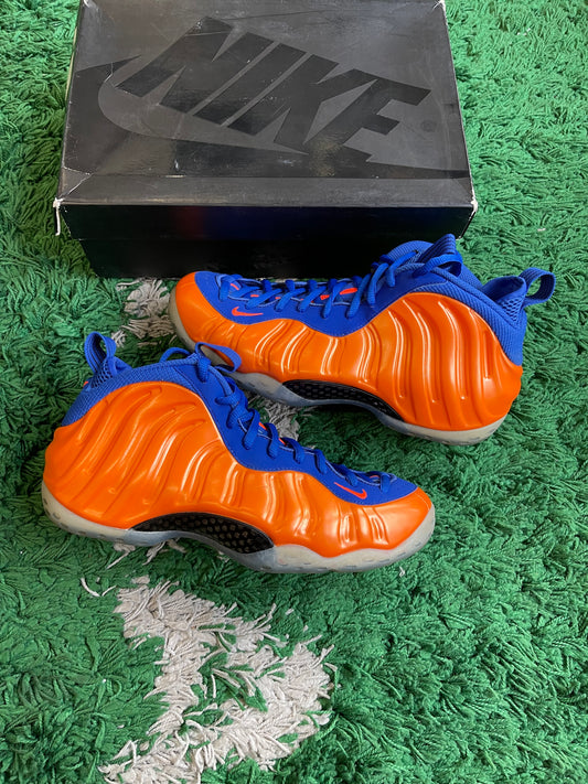 Nike Foamposite One “Knicks”