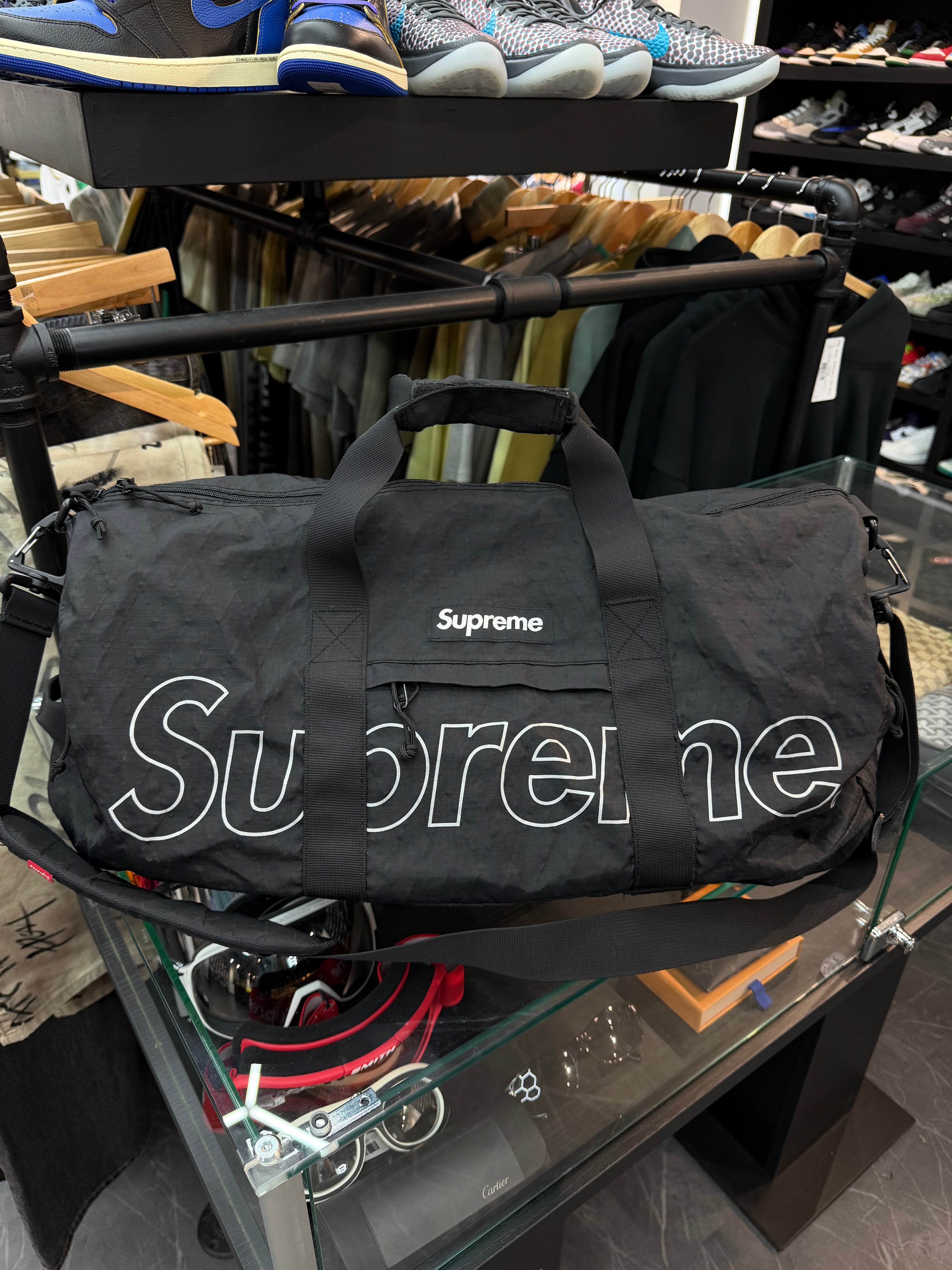 Supreme FW18 Duffle Bag “Black”