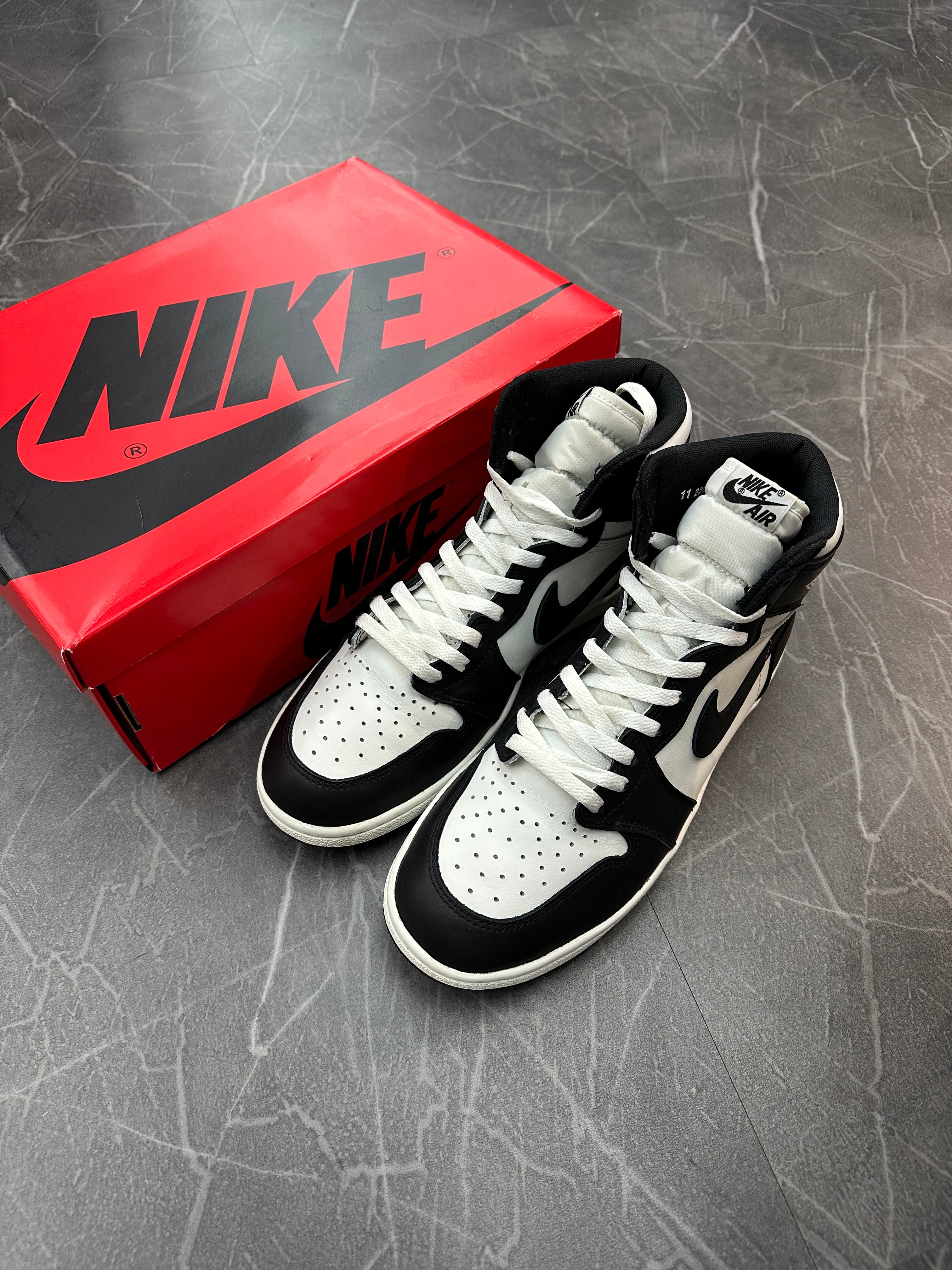 Jordan 1 ‘85 “White Black”
