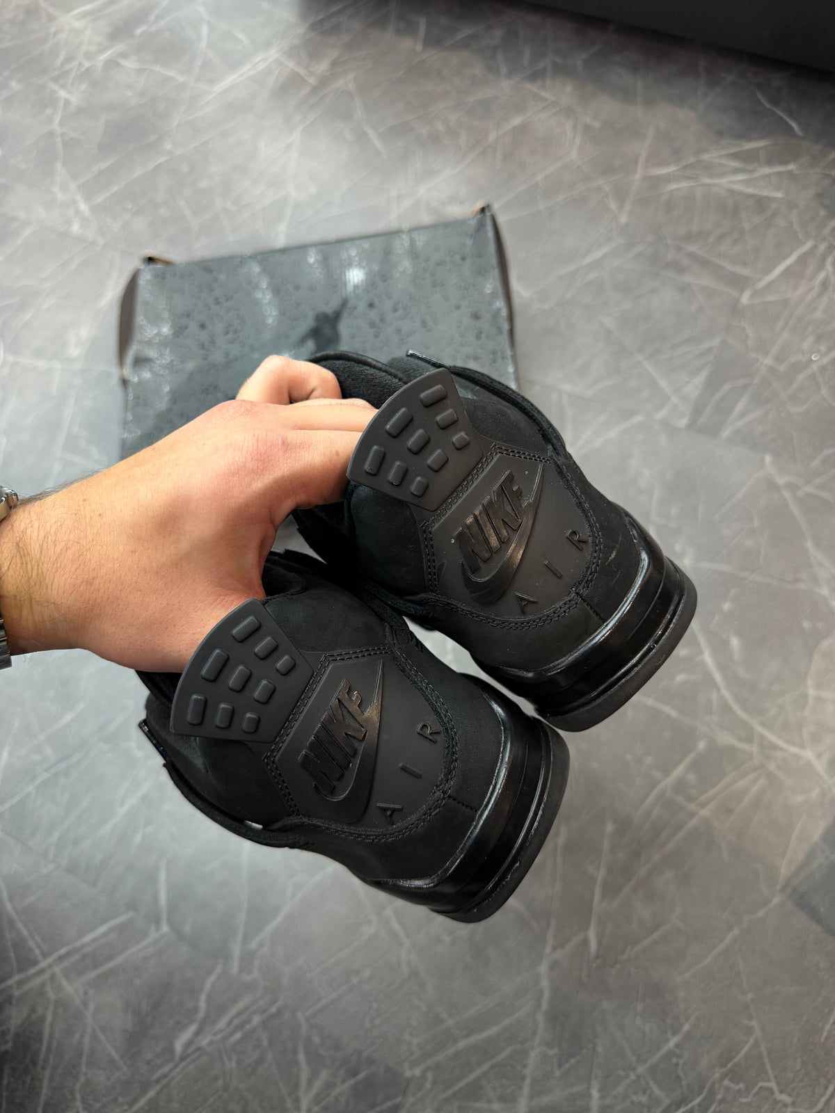 Jordan 4 Black Cat (2025)