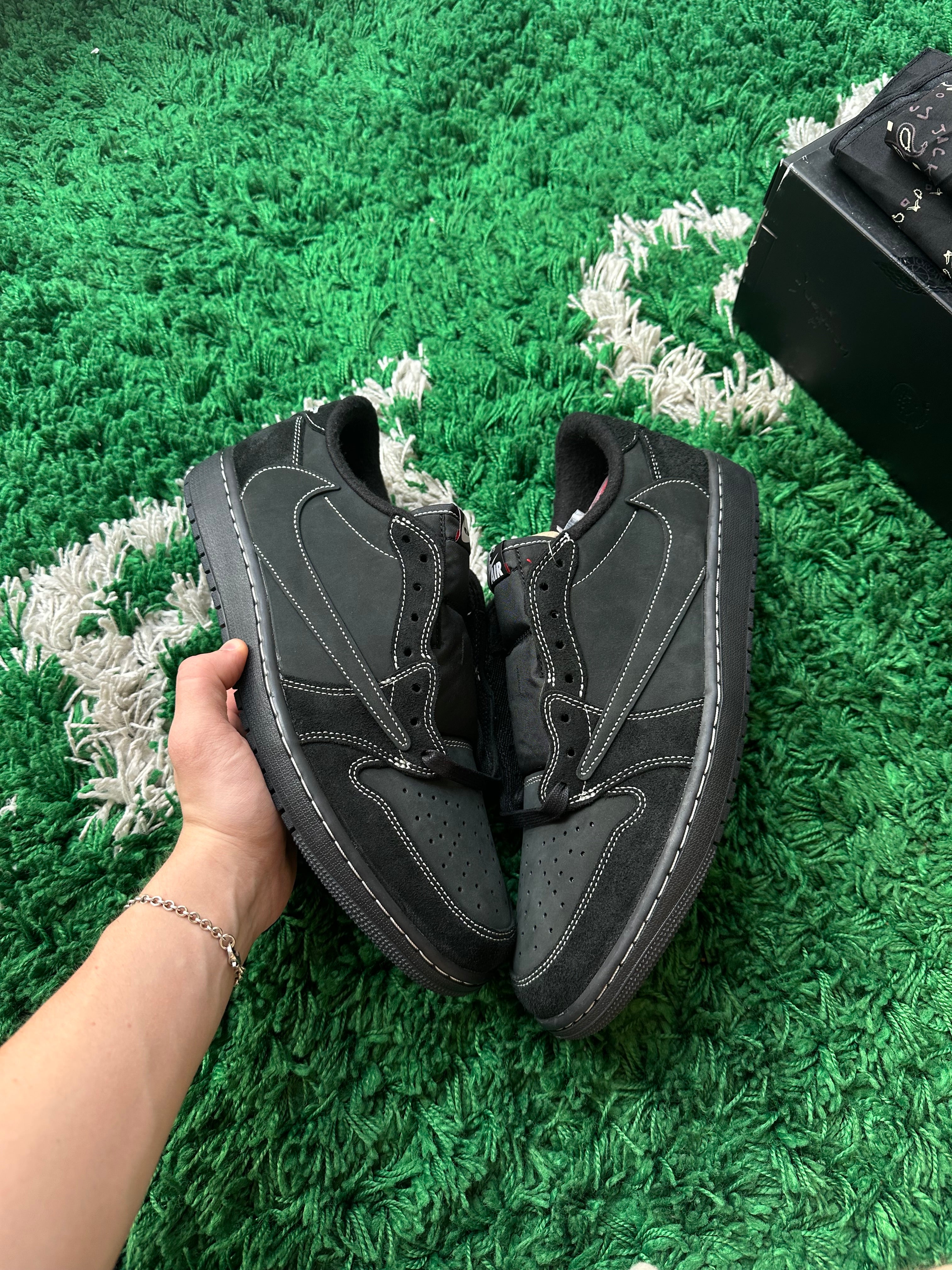 Jordan 1 Low x Travis Scott “Phantom”