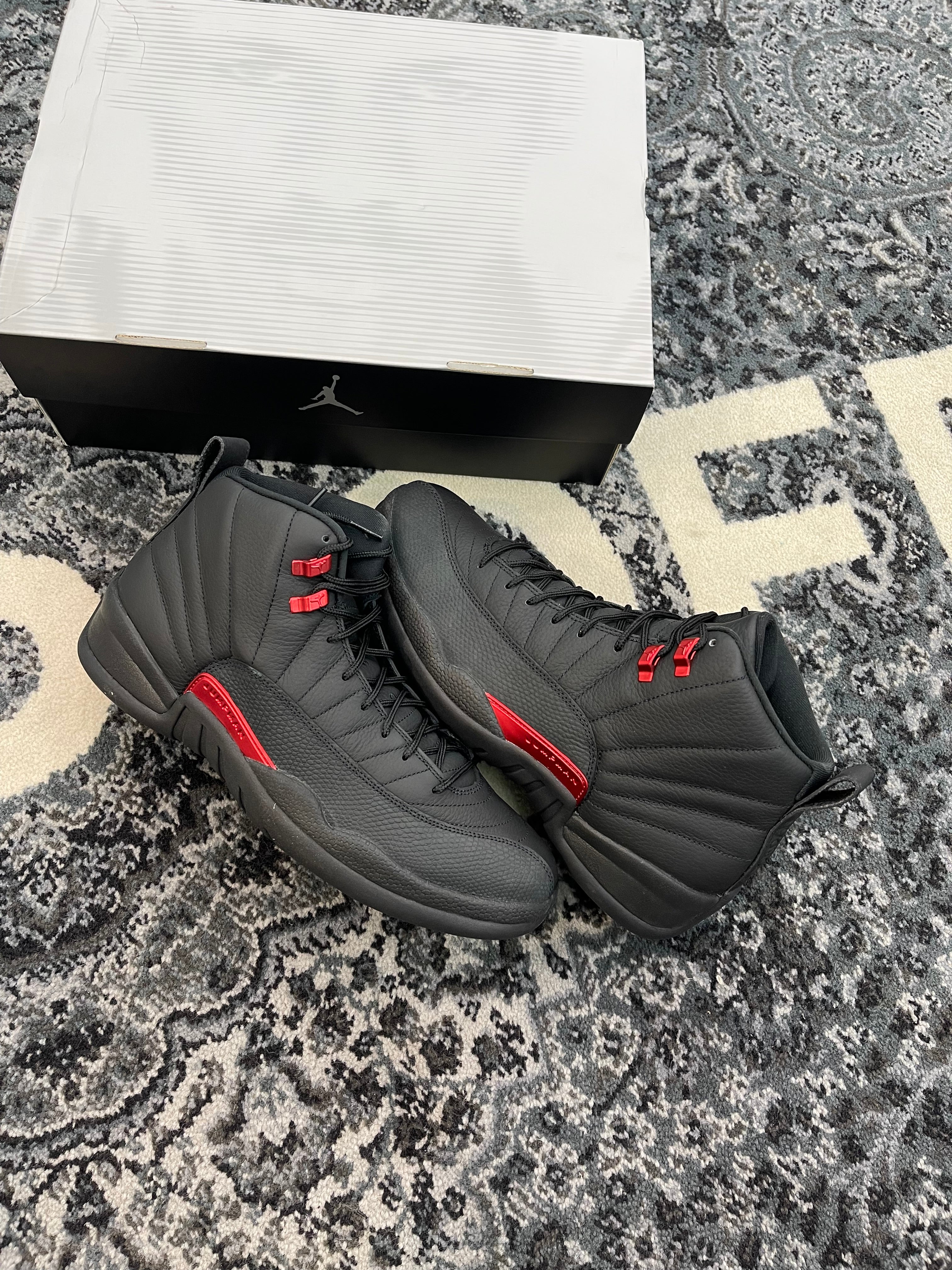 Jordan 12 “Bloodlines”