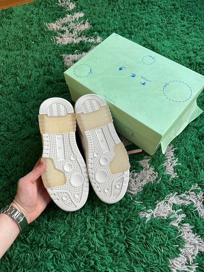 Off-White Out of office “Pink”