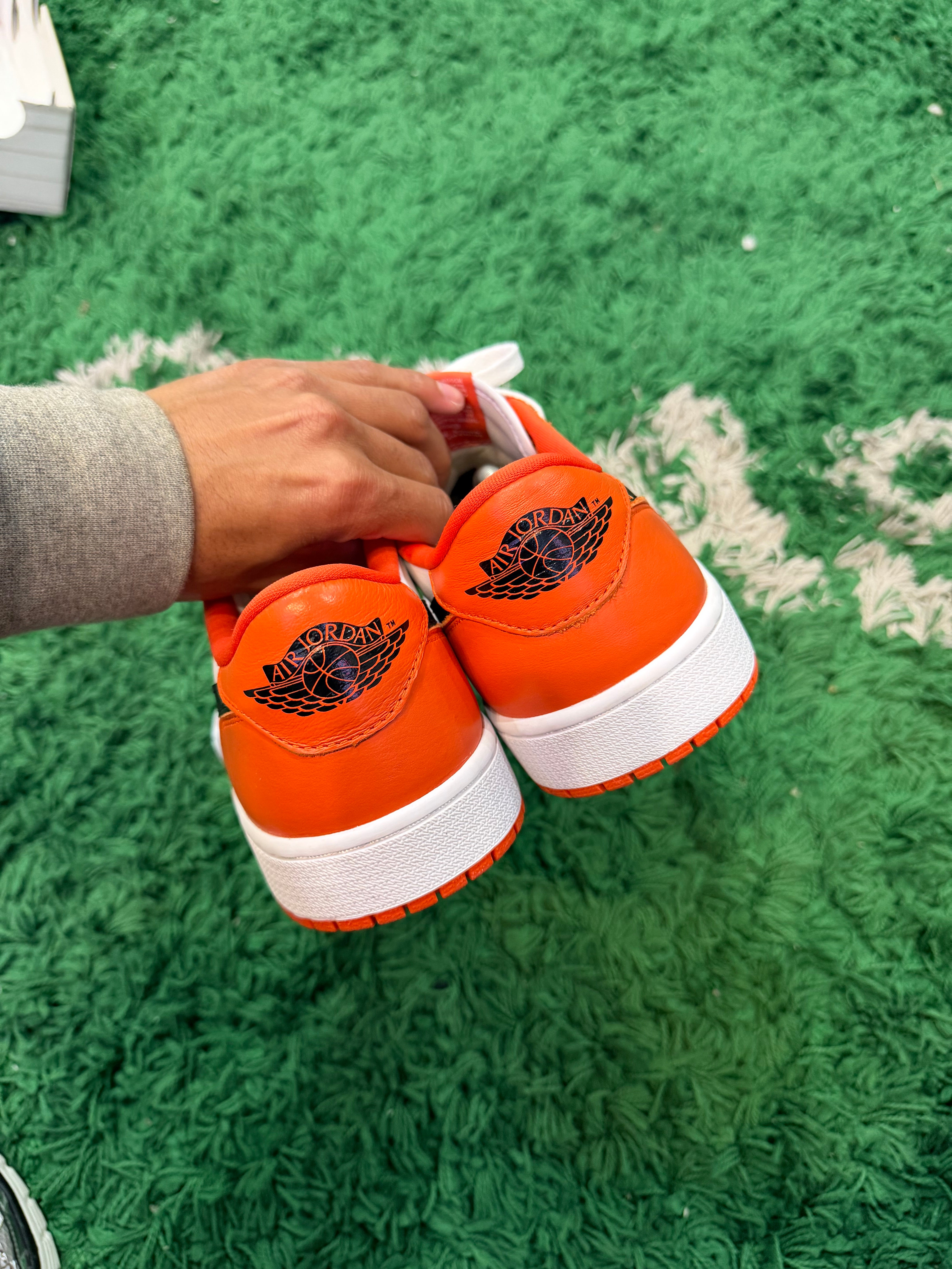 Jordan 1 Low “Starfish”