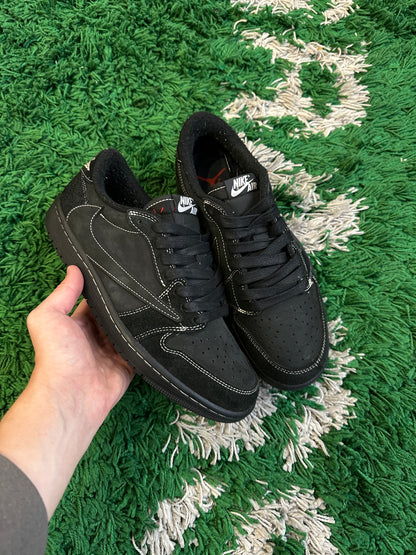 Travis Scott Jordan 1 Low “Phantom”
