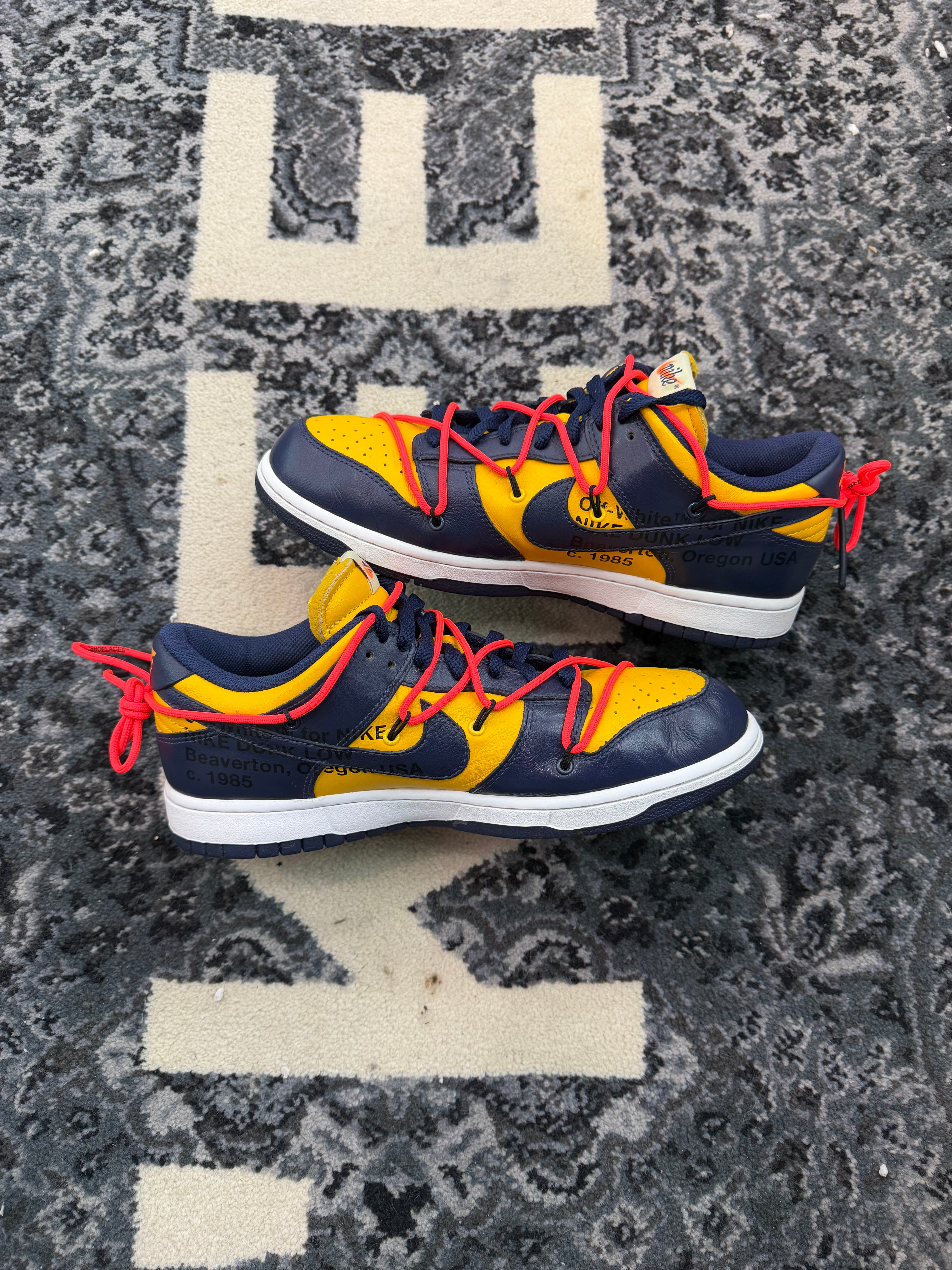 Nike Dunk Low Off White “Michigan”