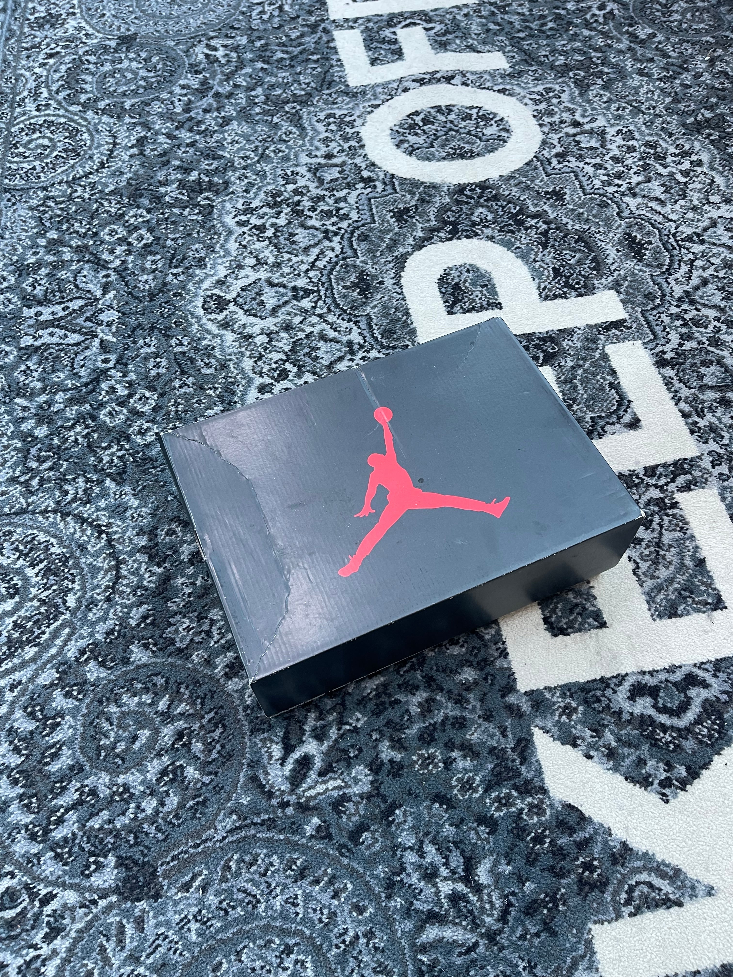 Jordan 5 “White Metallic” (2026)