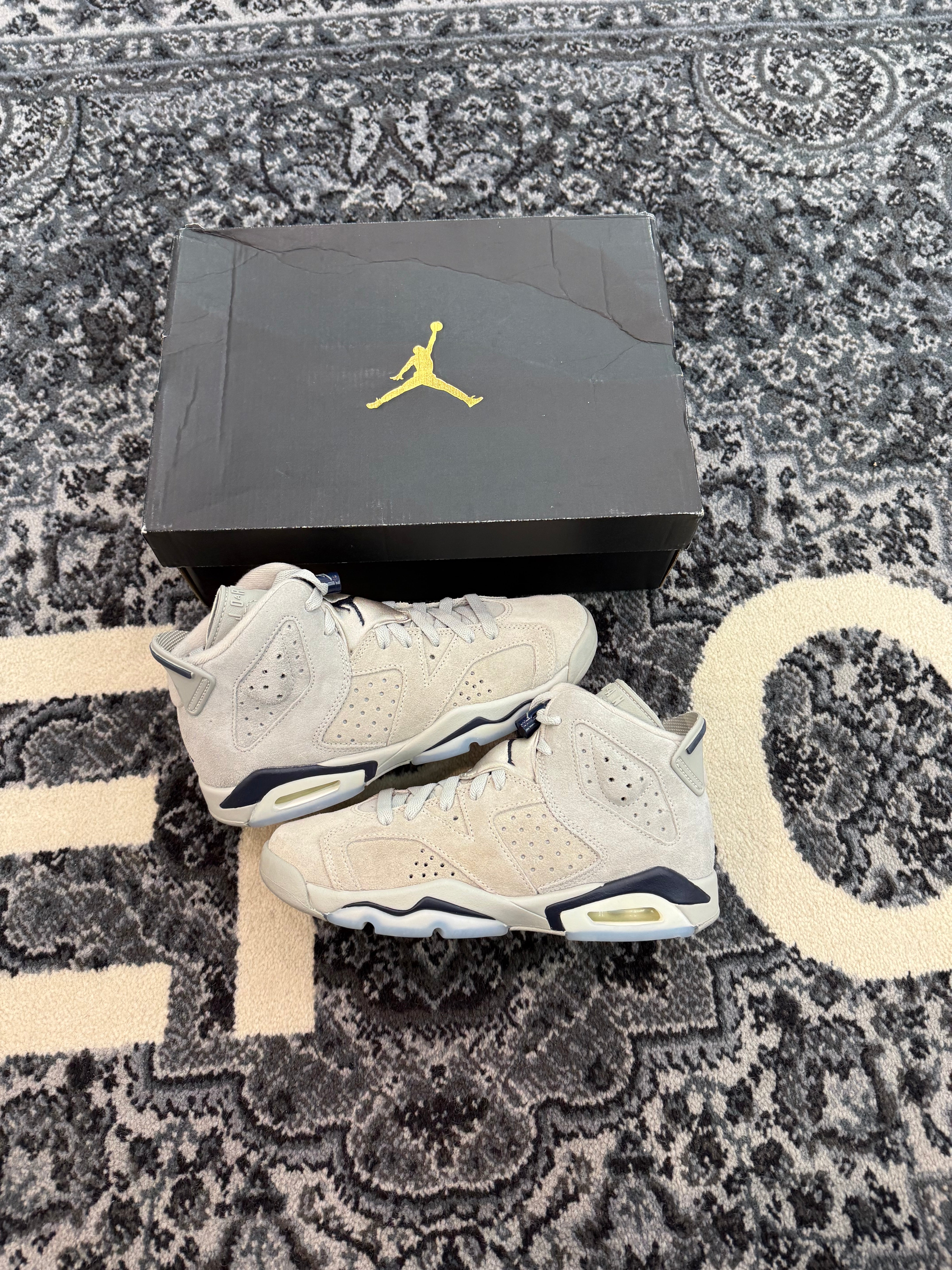 Jordan 6 “Georgetown” (2022)