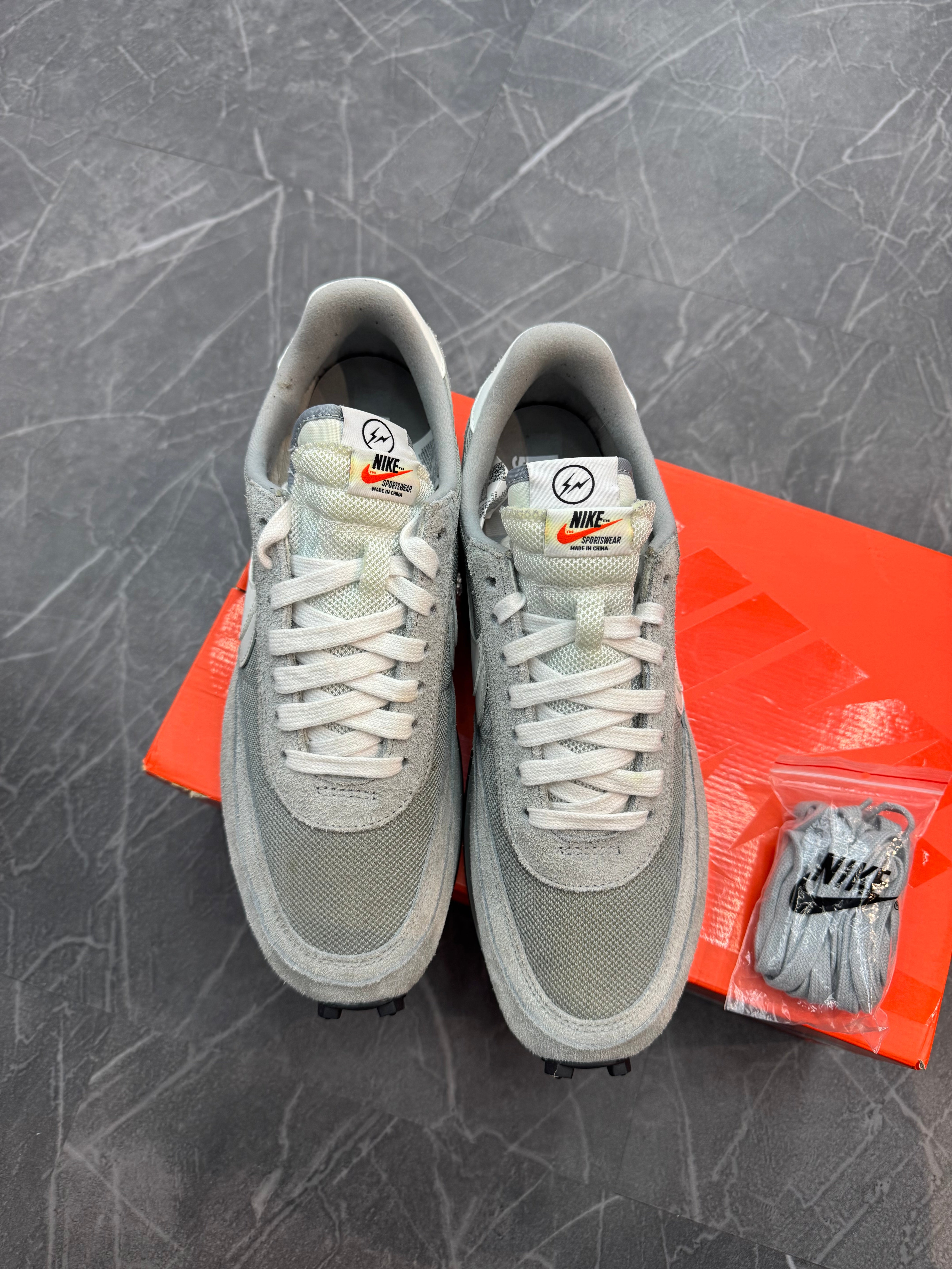 Nike LD Waffle SF sacai Fragment Grey