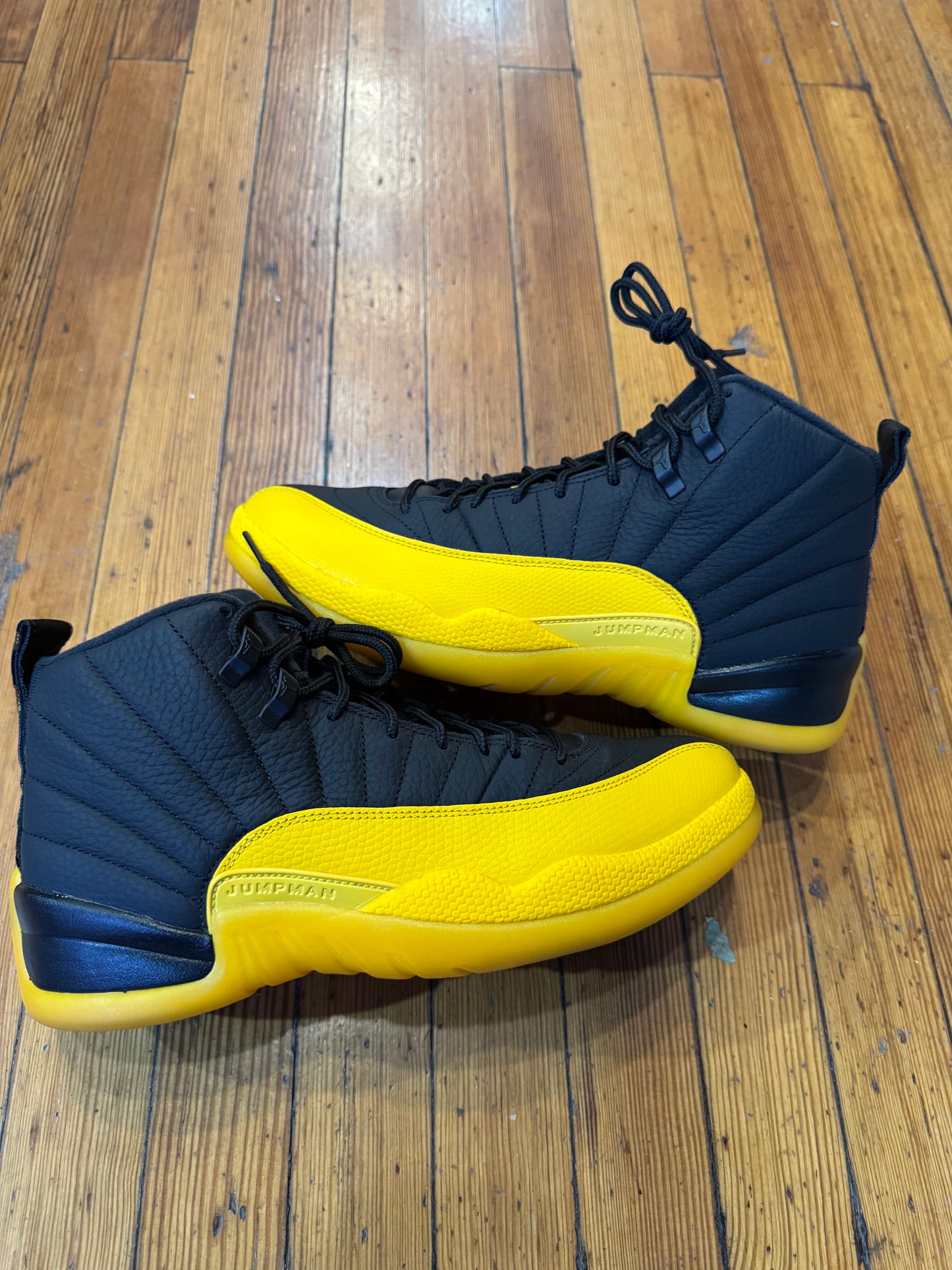 Jordan 12 “University Gold”