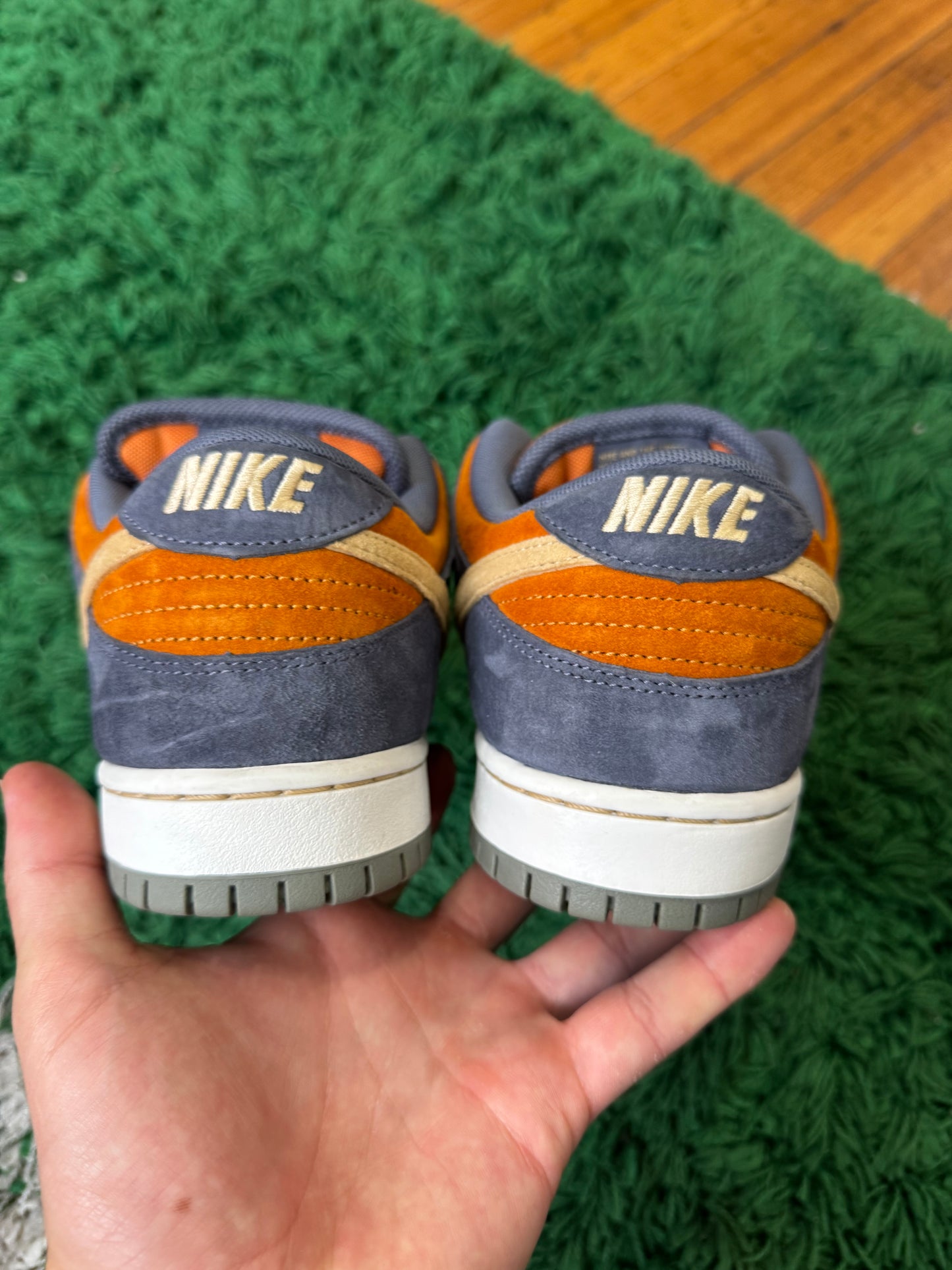 Nike Dunk Low SB “Carbon Monarch”