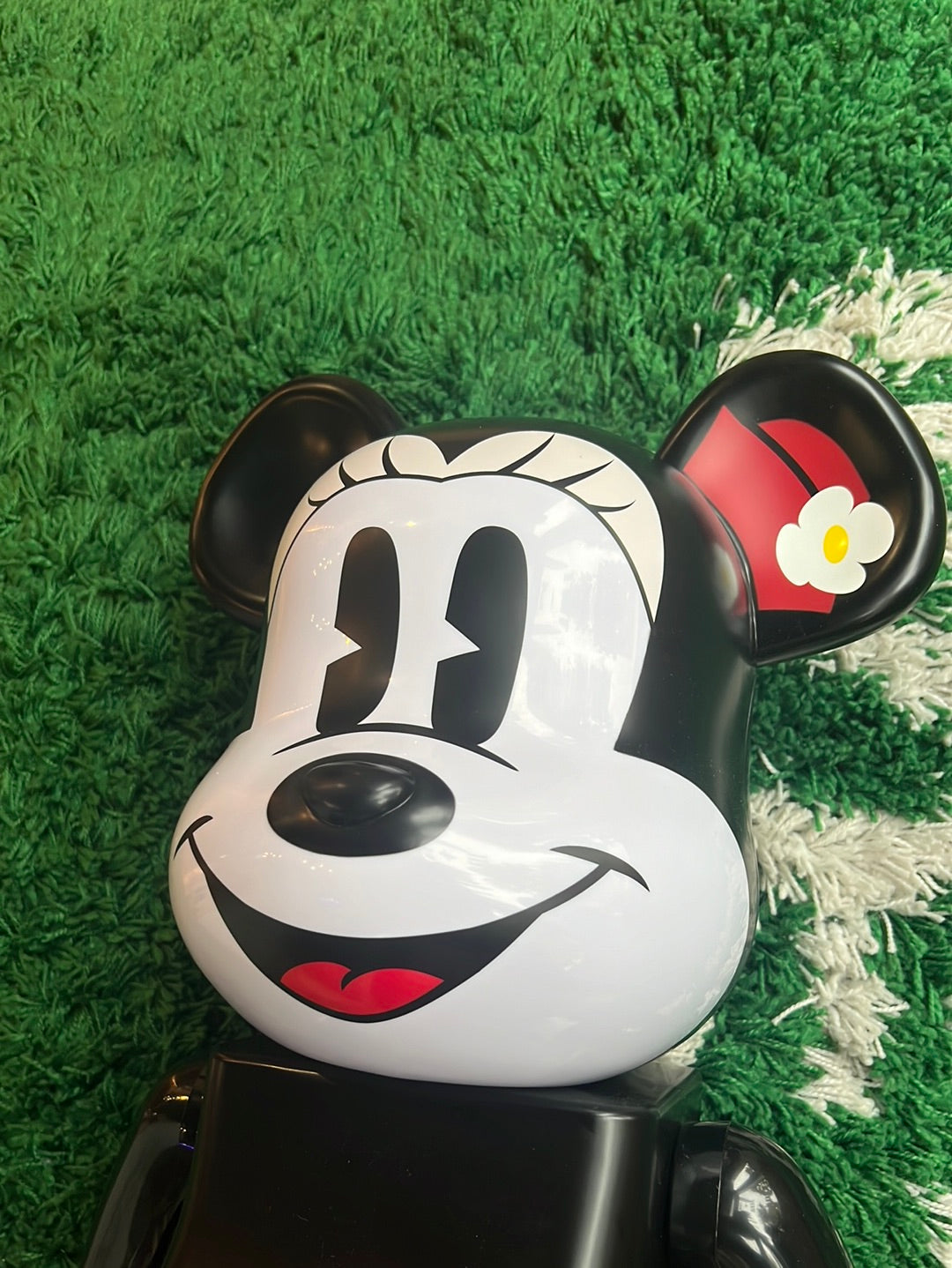 Bearbrick x Disney “Minnie Mouse” 1000%