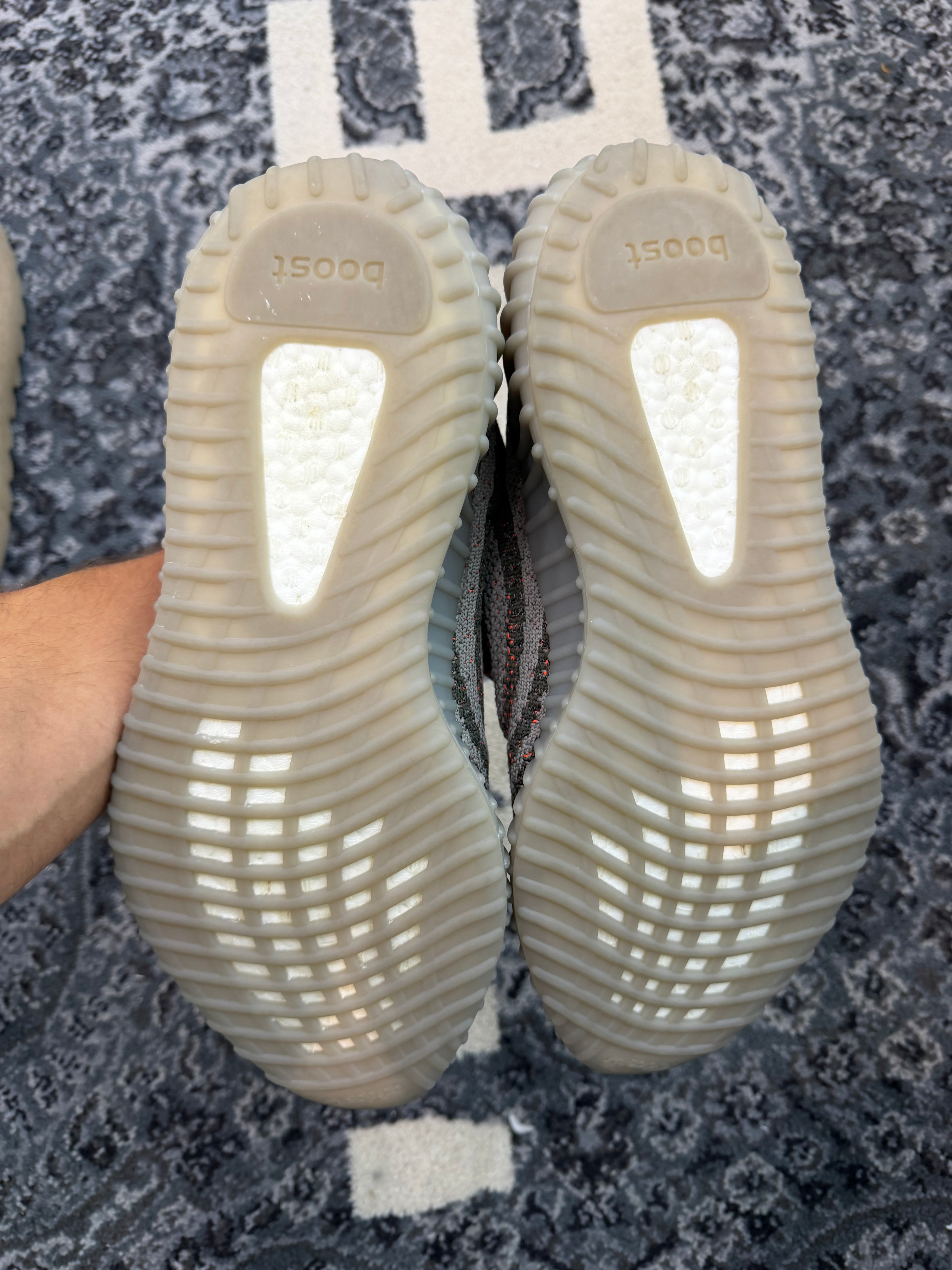 Yeezy 350 “Beluga”