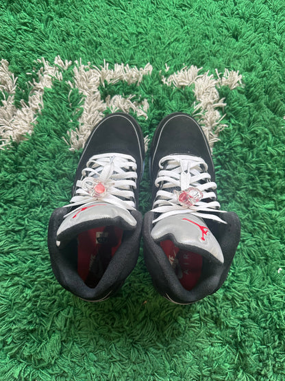 Jordan 5 “Black Metallic Reimagined”
