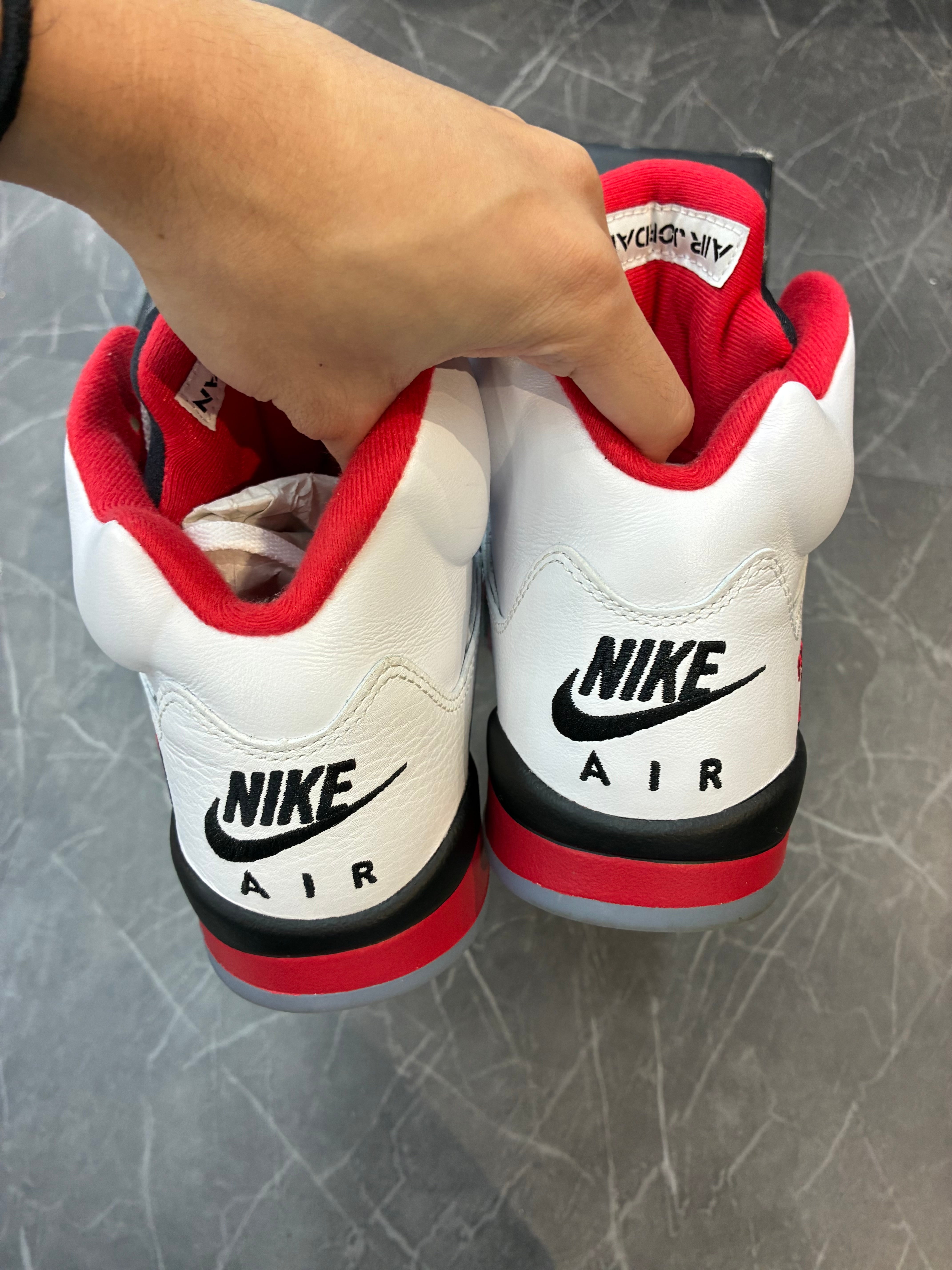 Jordan 5 “Fire Red Black Tongue”