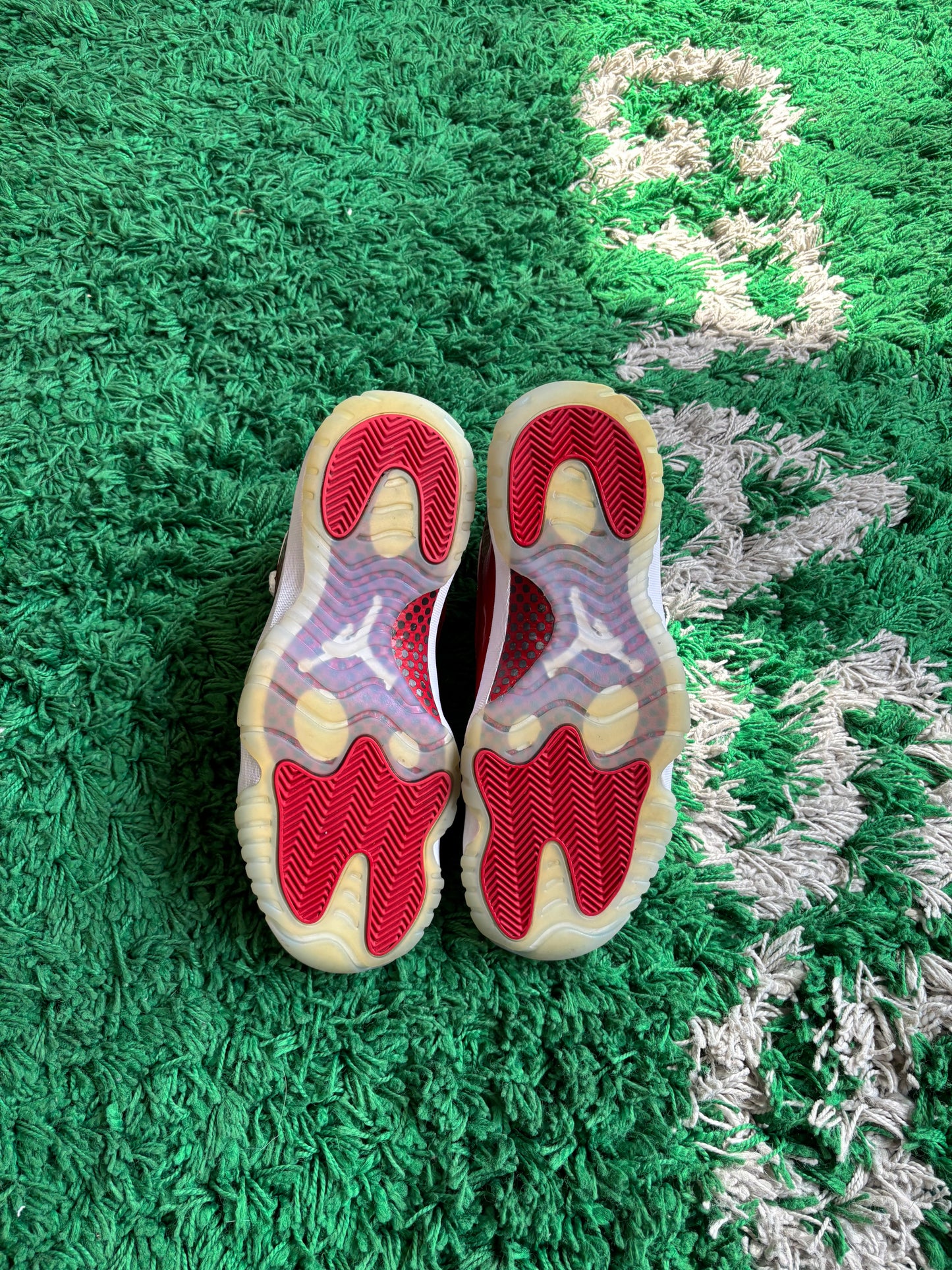 Jordan 11 “Cherry”