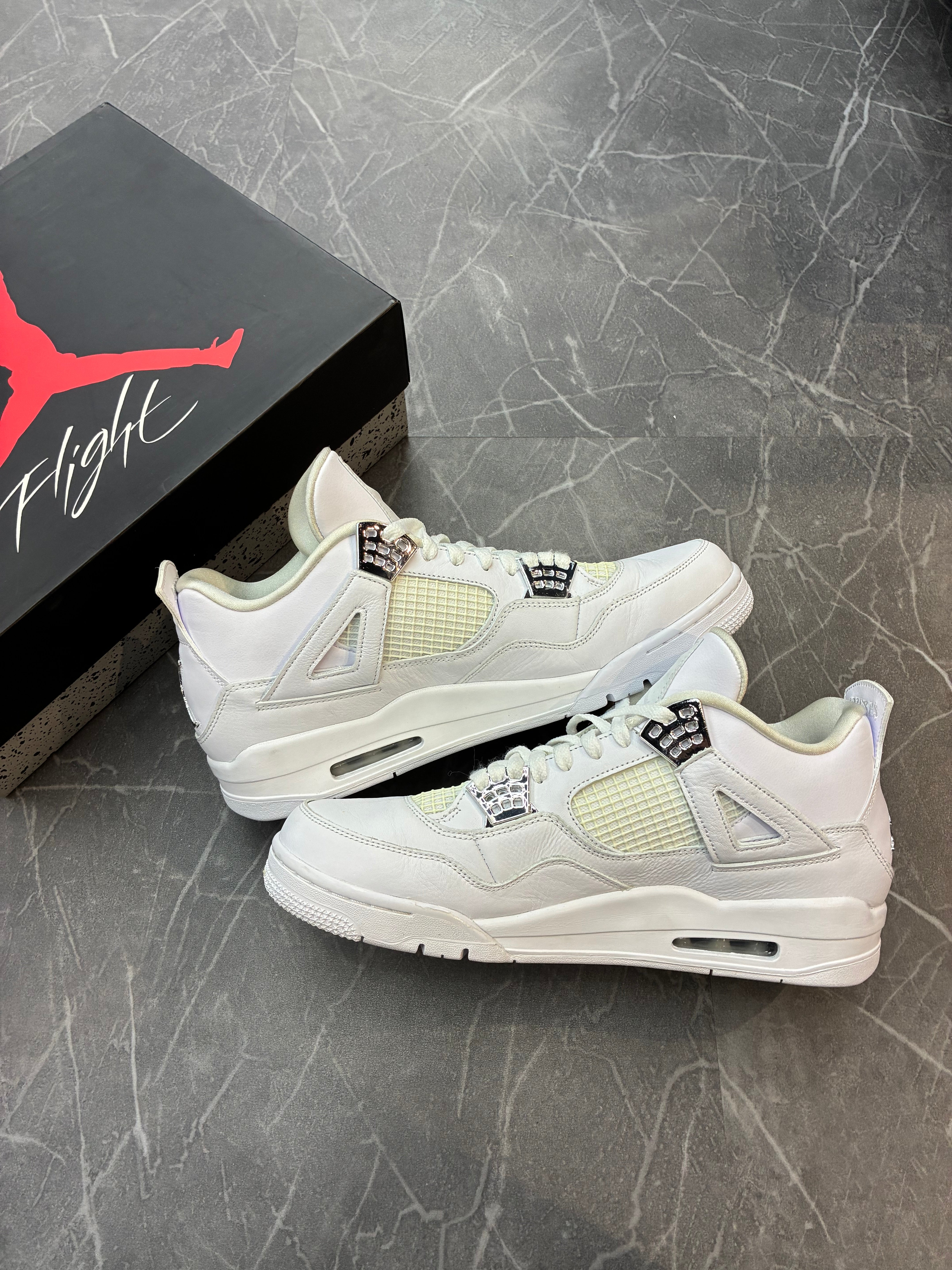 Jordan 4 “Pure Money” (2017)