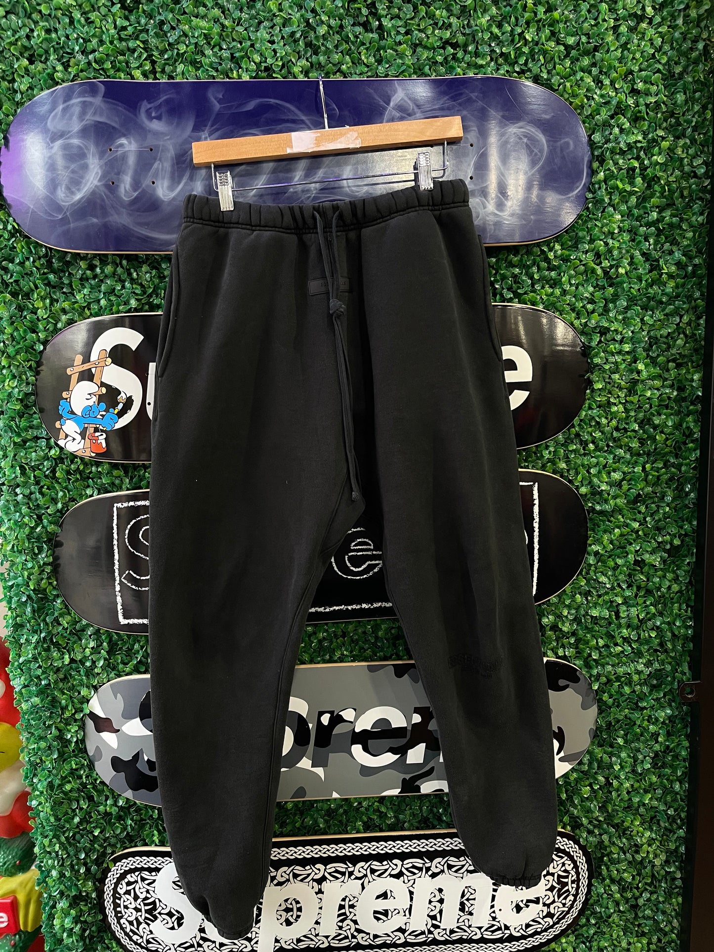 Essentials Sweatpants “Black”
