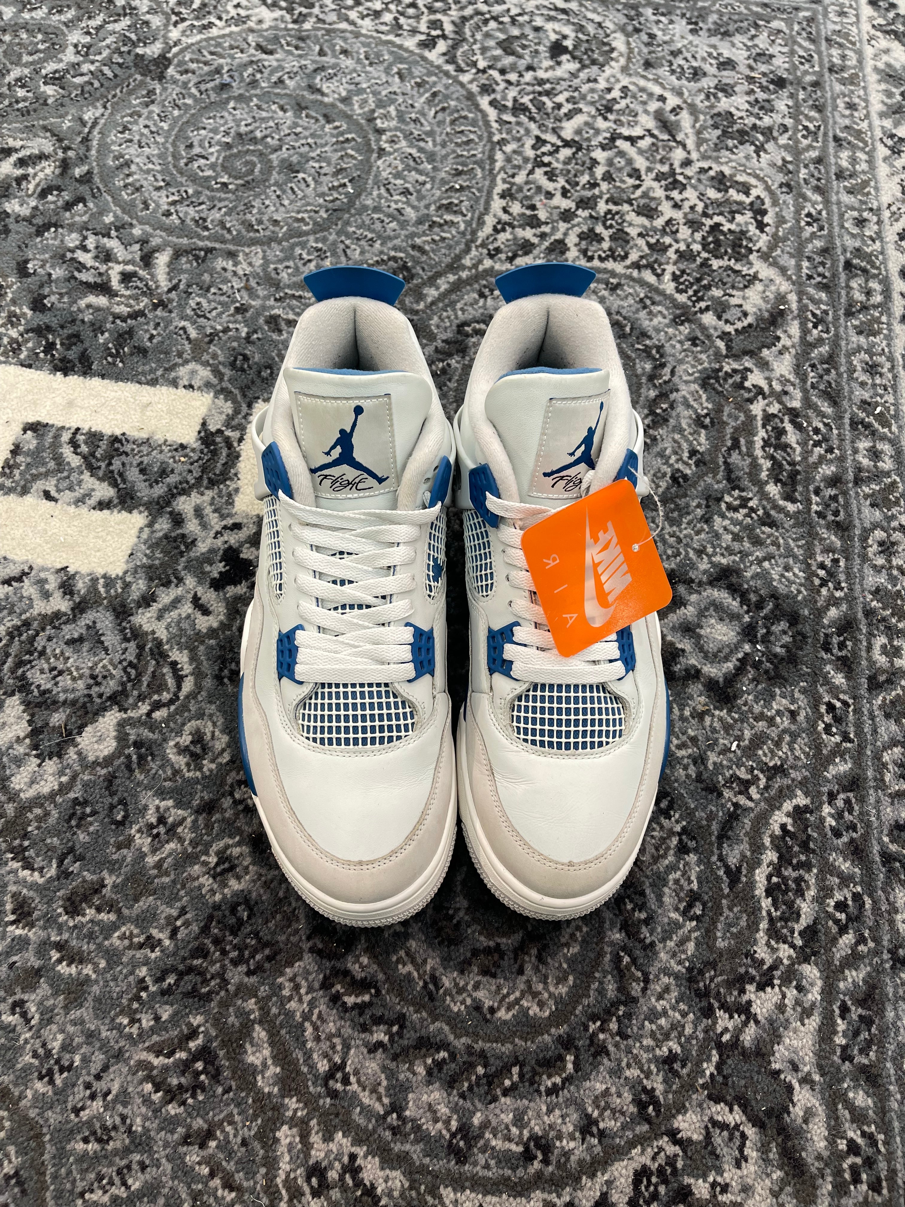 Jordan 4 “Military Blue”