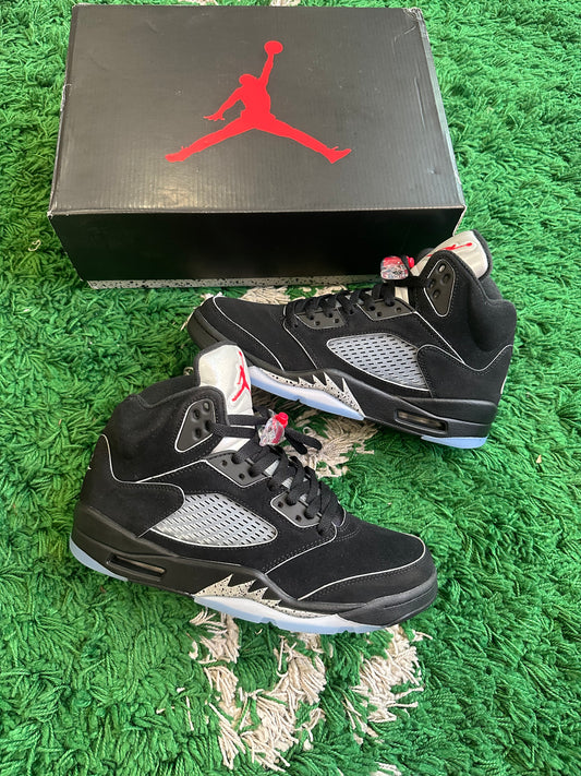 Jordan 5 Reimagined “Black Metallic”