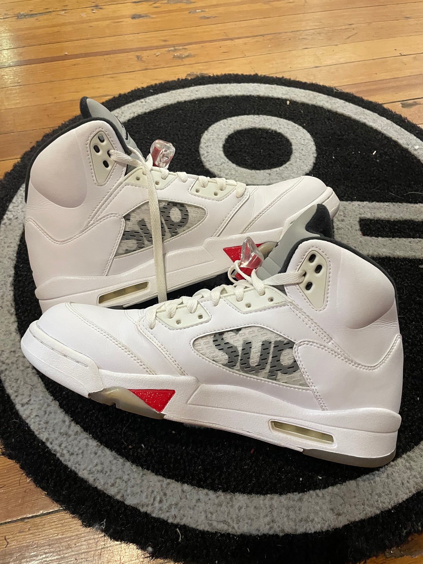 Jordan 5 Supreme “White”