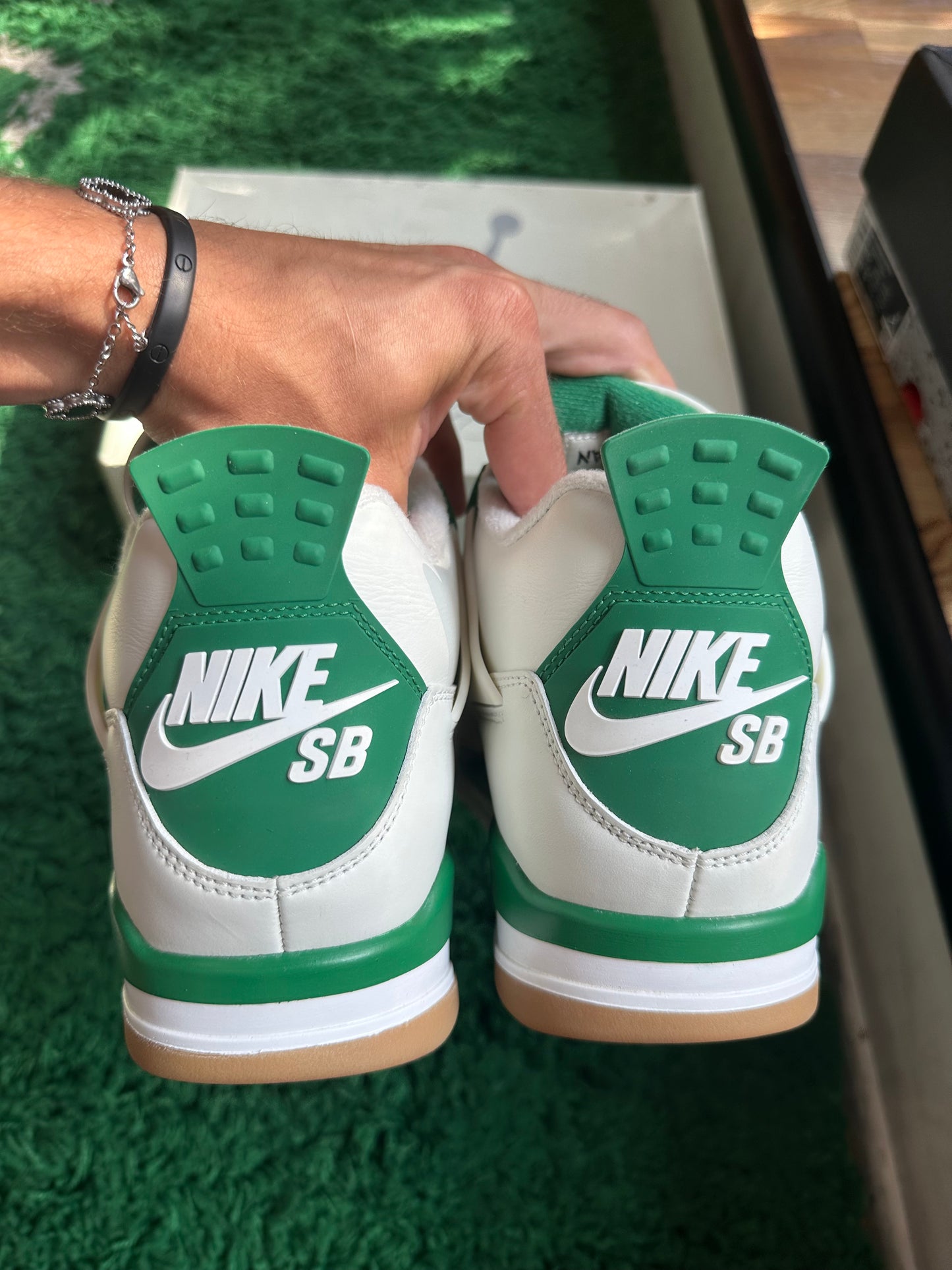 Jordan 4 “Pine Green SB”