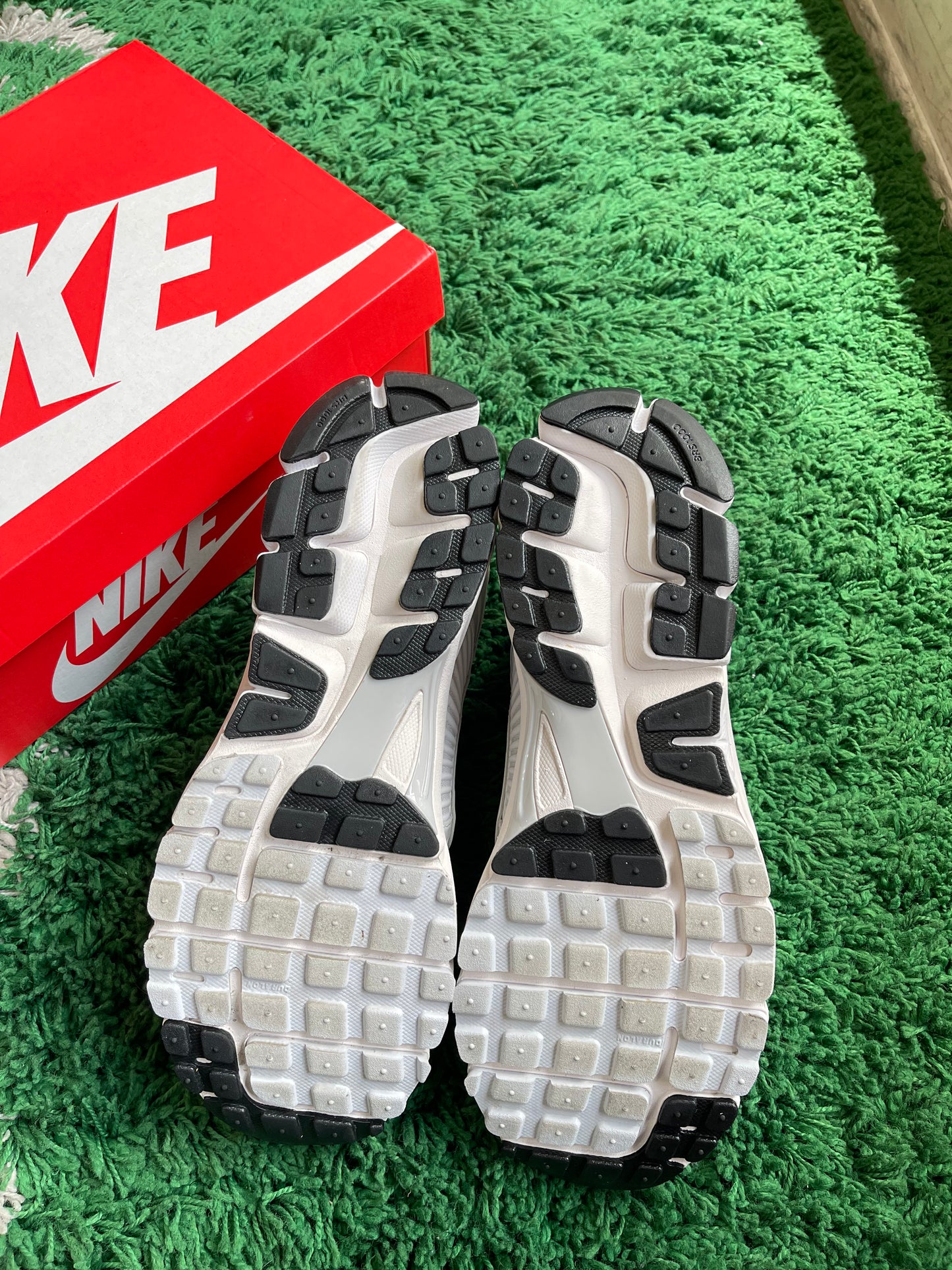 Nike Vomero 5 SP “Vast Grey”