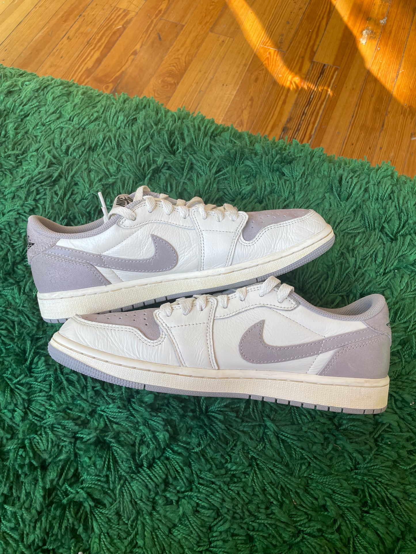 Jordan 1 Low “Atmosphere Gray”