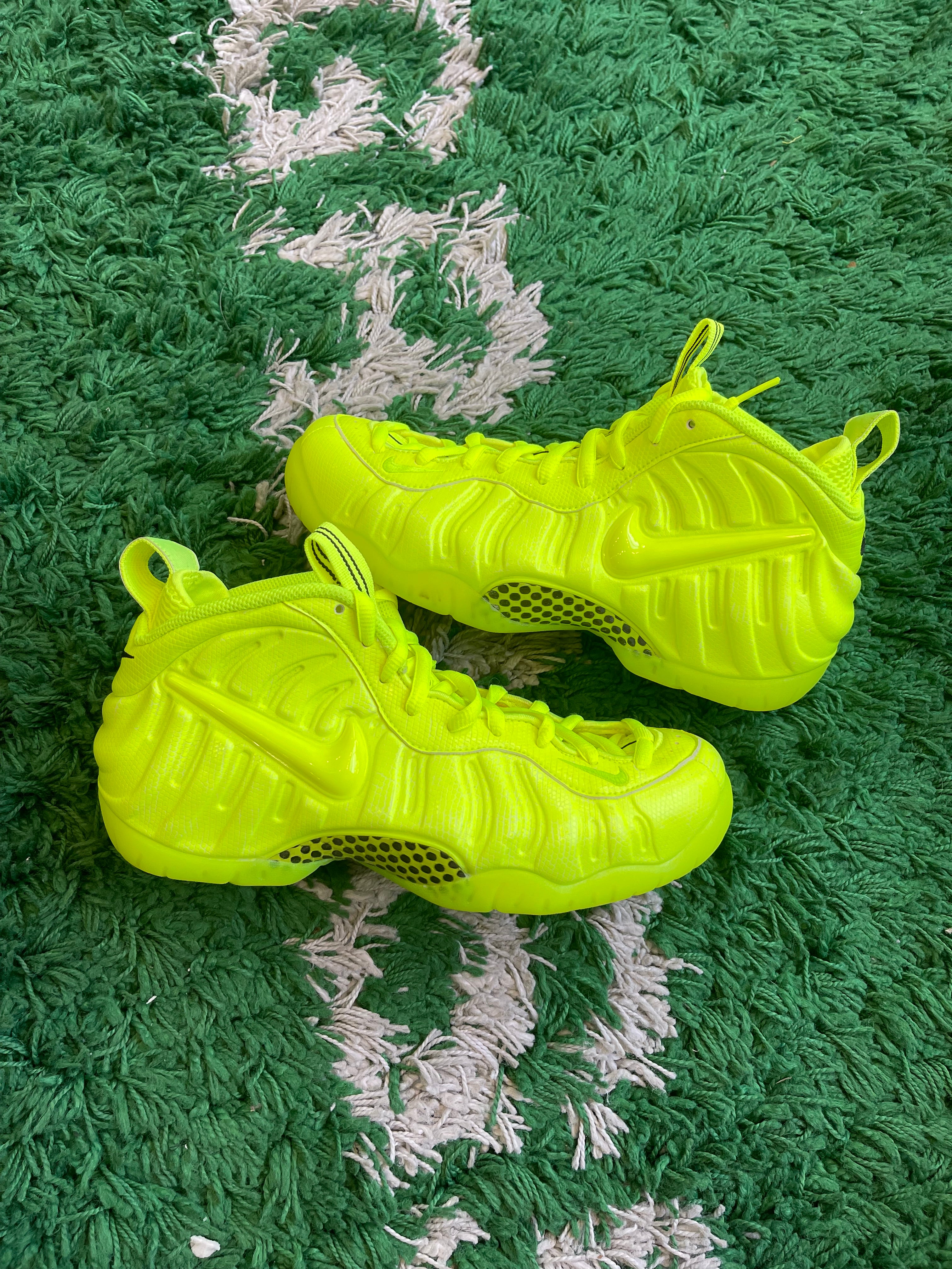 Nike Foamposite One “Volt”