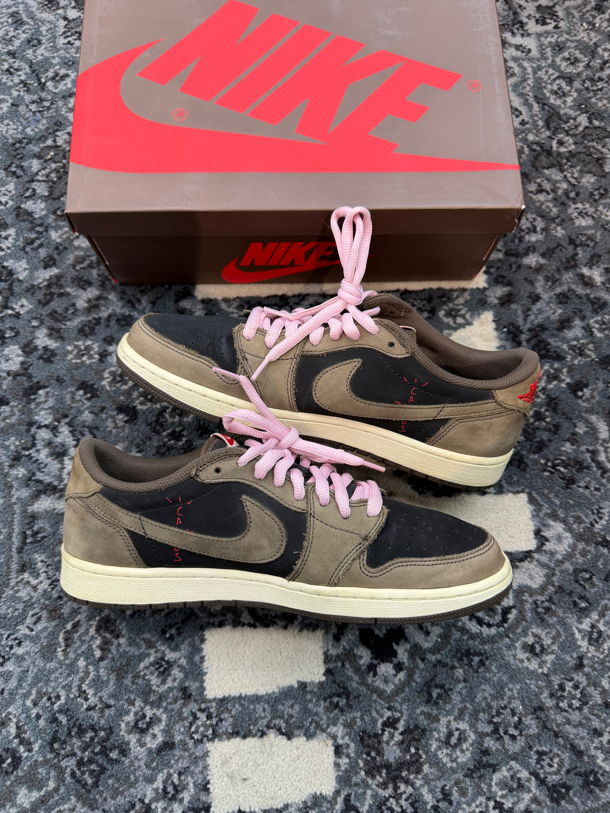 Jordan 1 Low Travis Scott “Mocha” (Size 10.5) - Image 2