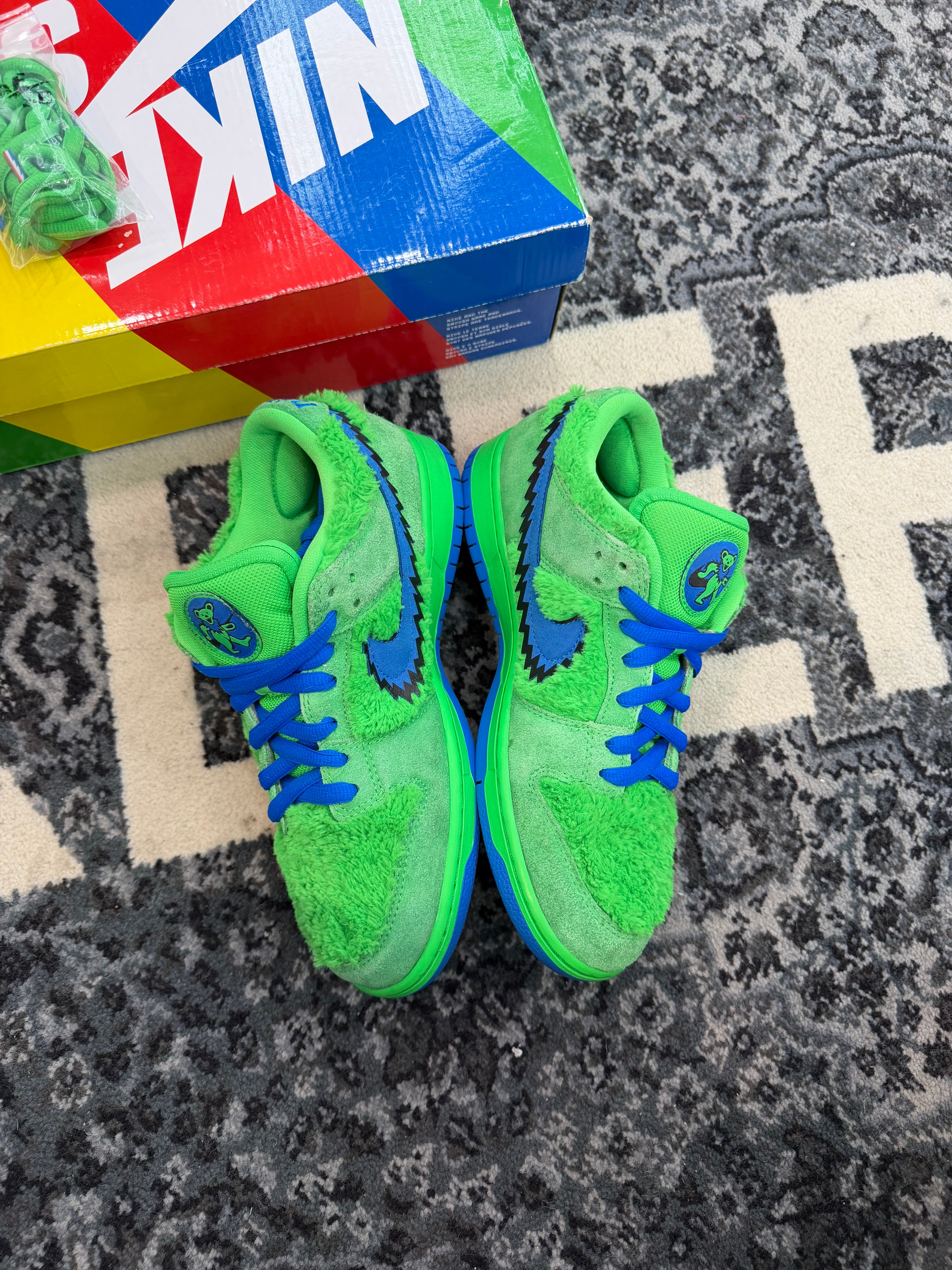 Nike SB Dunk Low Grateful Dead Bears “Green”