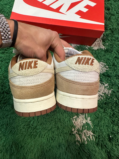 Nike Dunk Low “Medium Curry”