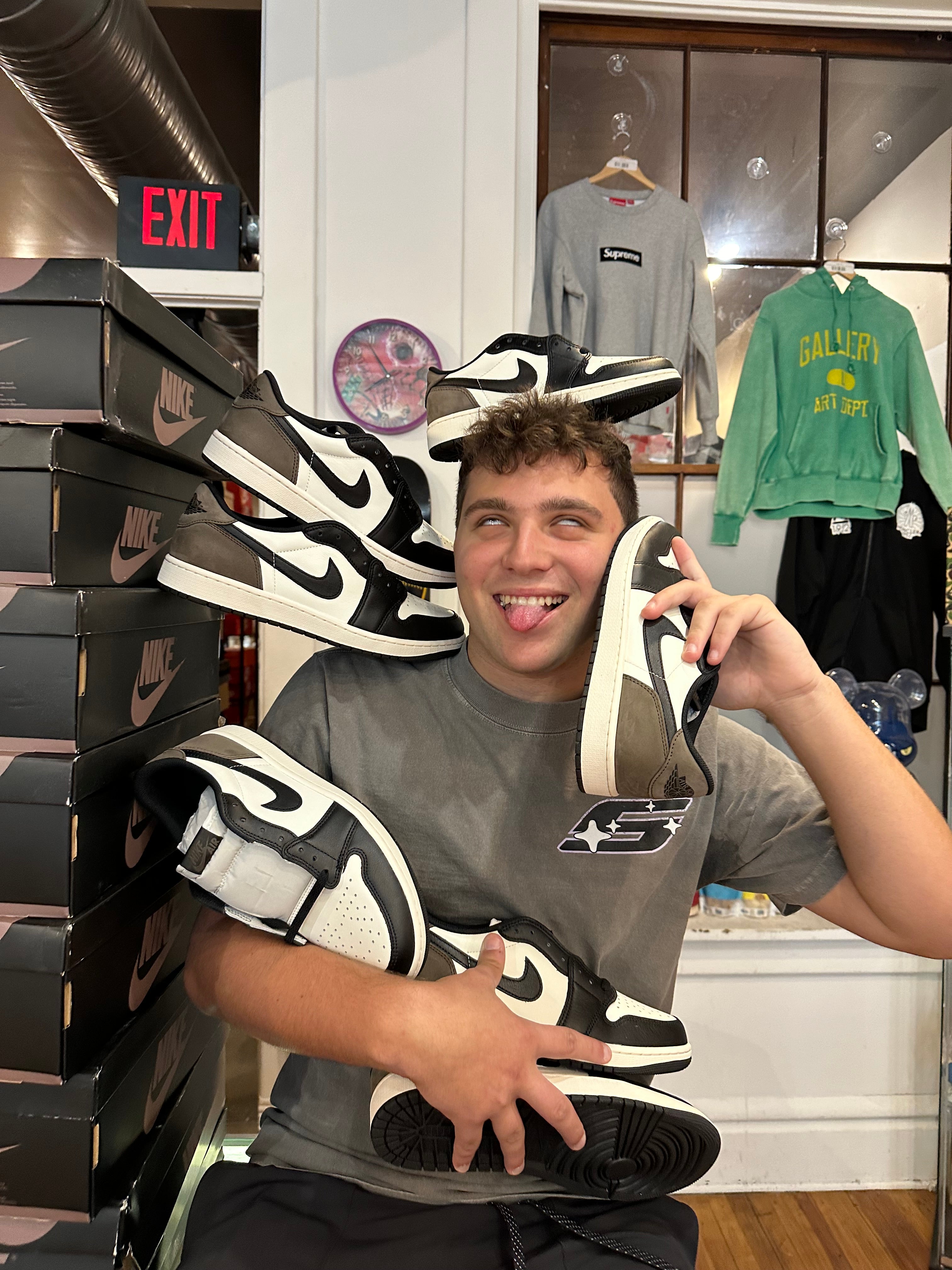 Jordan 1 Low “Mocha”