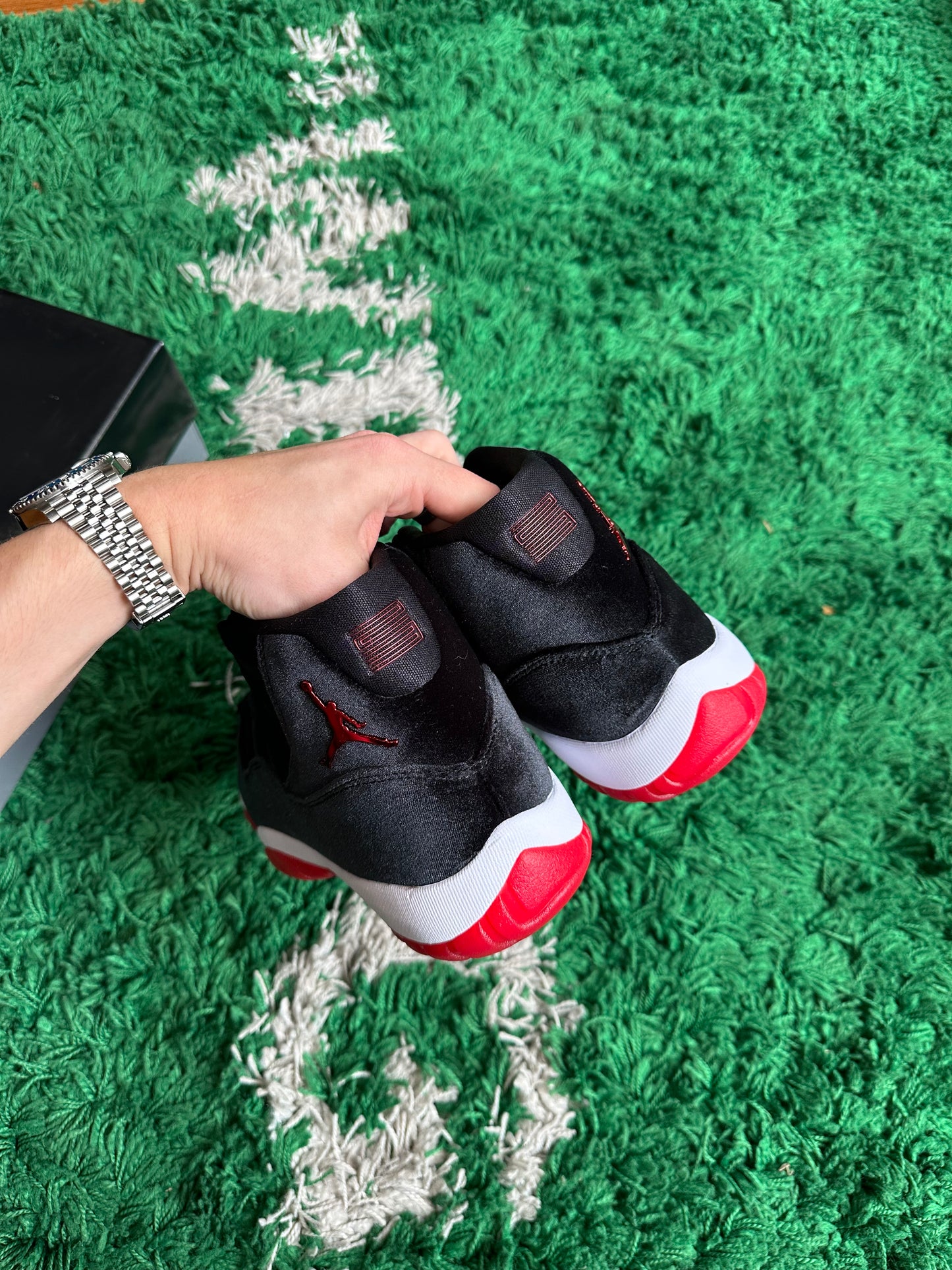 Jordan 11 “Bred Velvet”