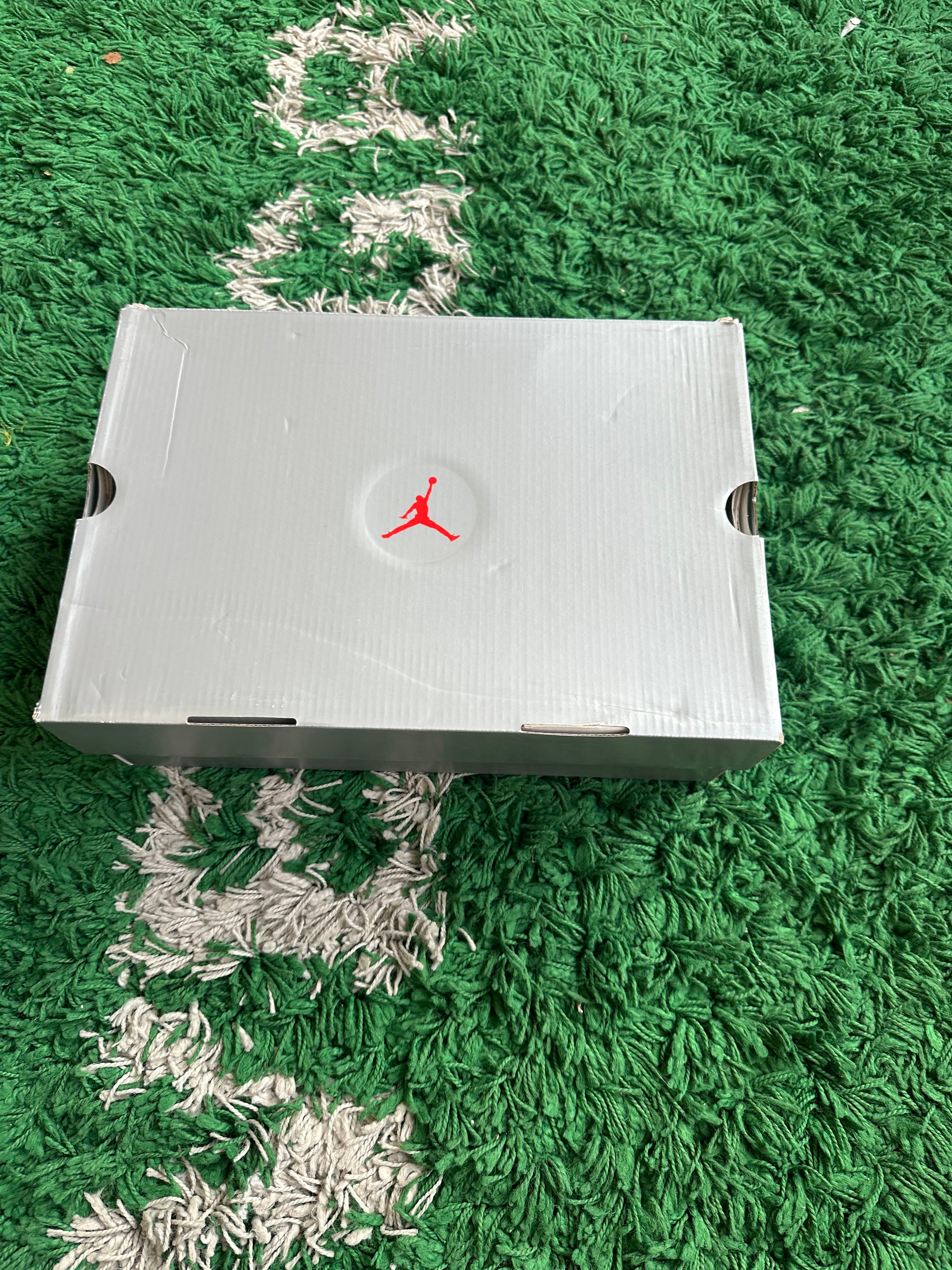 Jordan 13 “Flint”