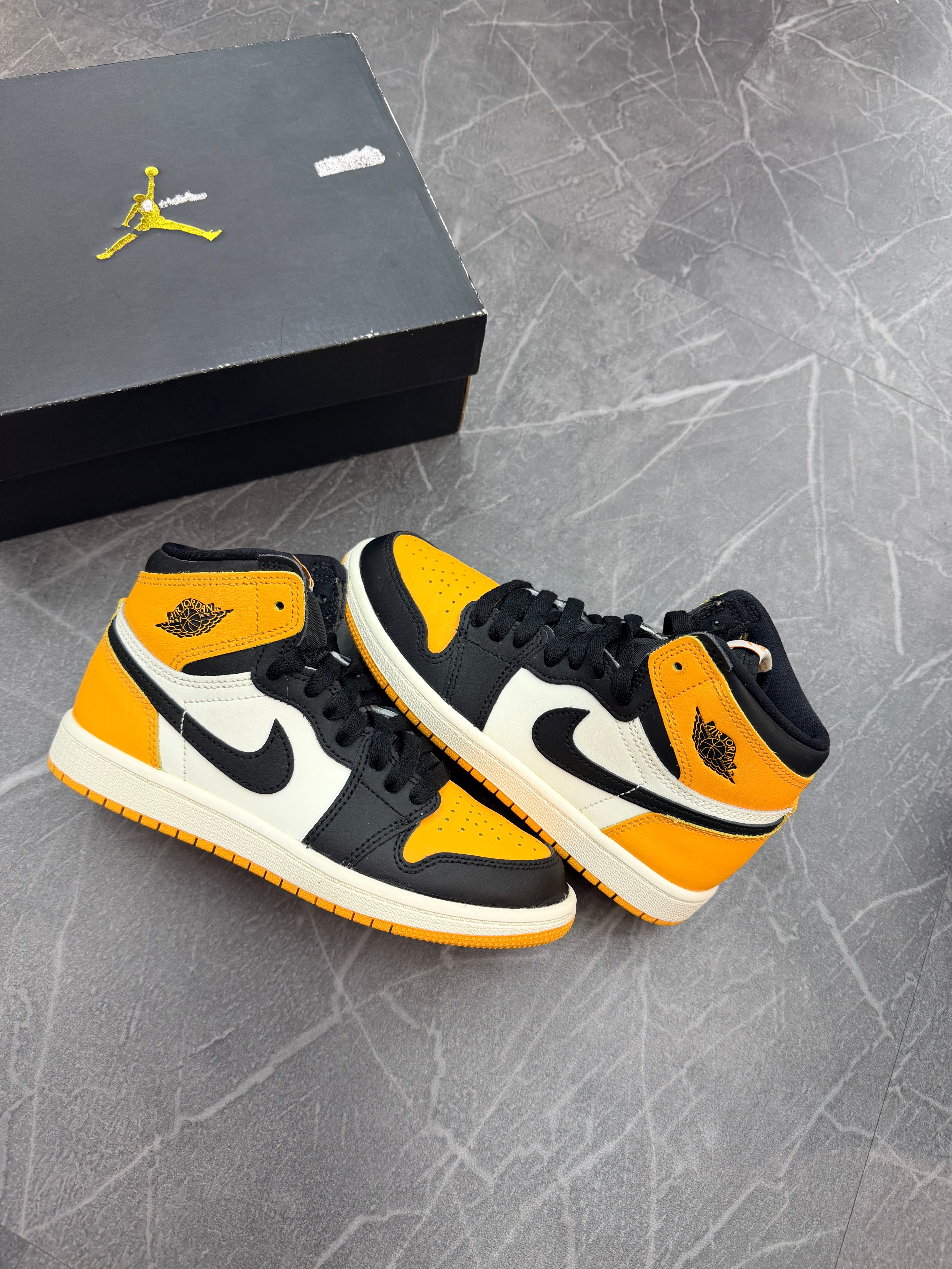 Jordan 1 High “Taxi”