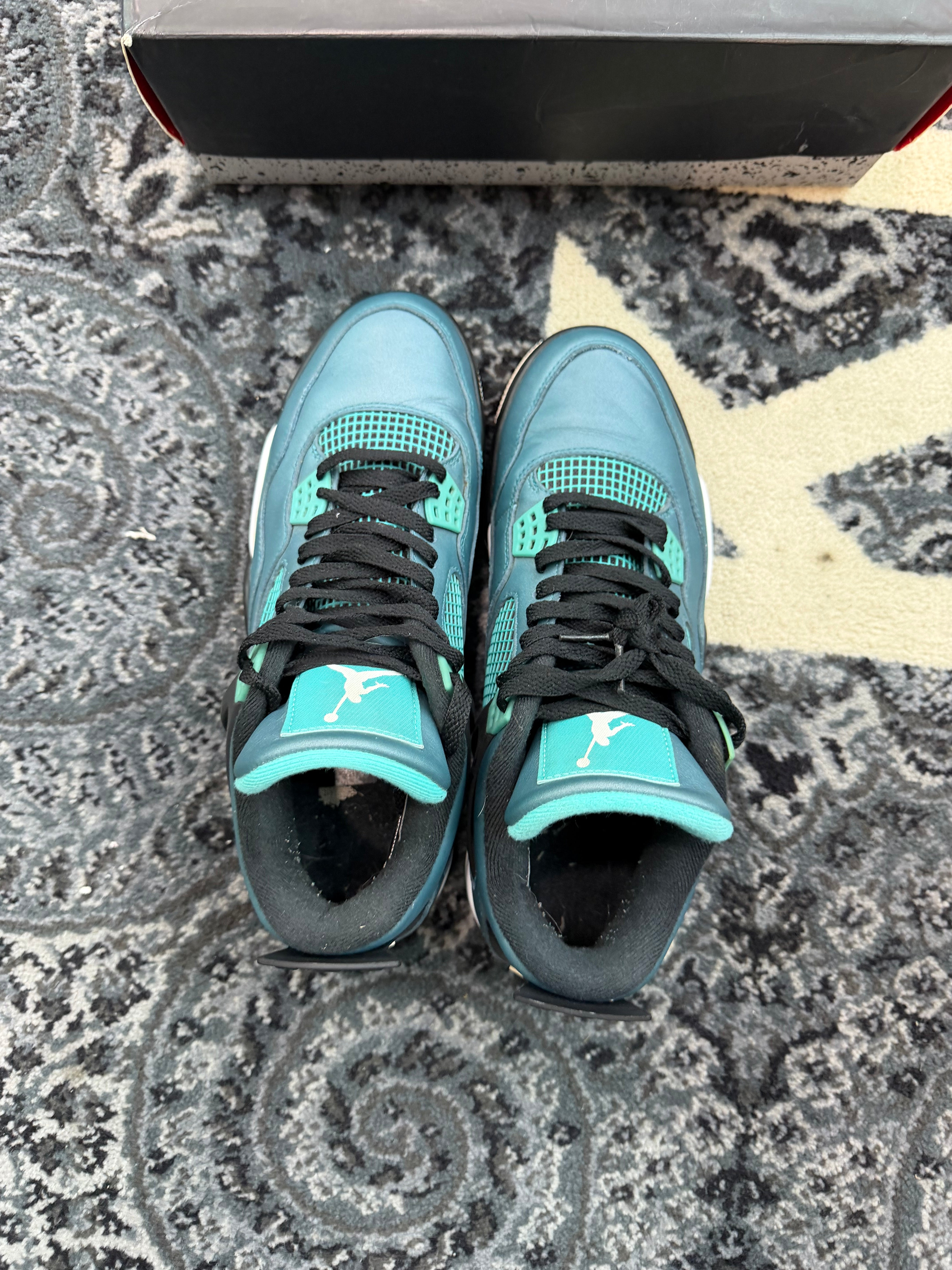 Jordan 4 “Teal”