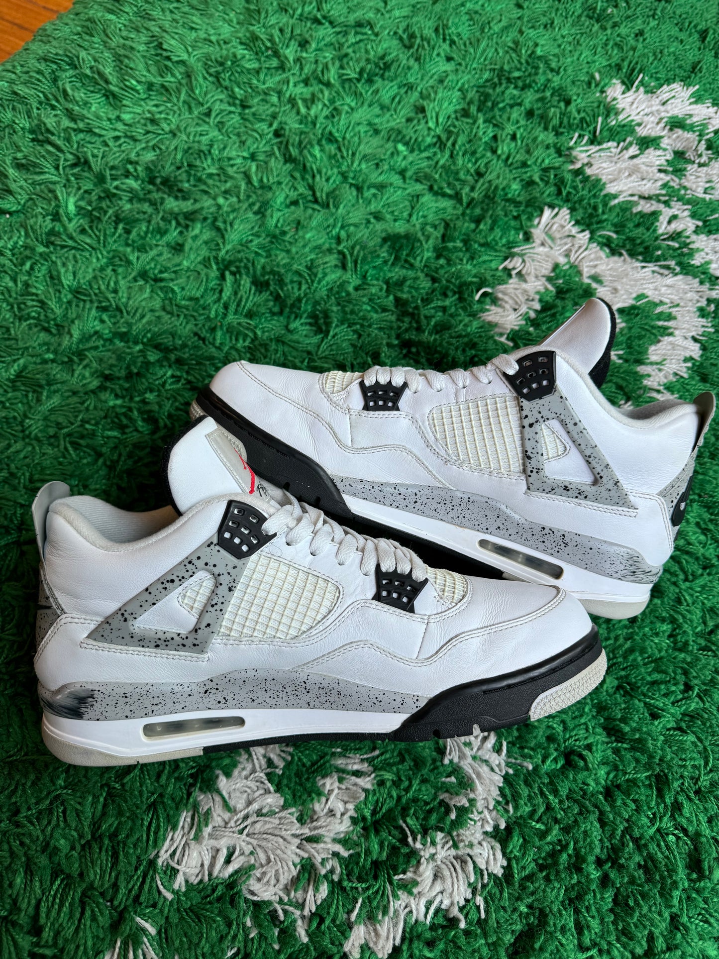 Jordan 4 “White Cement”