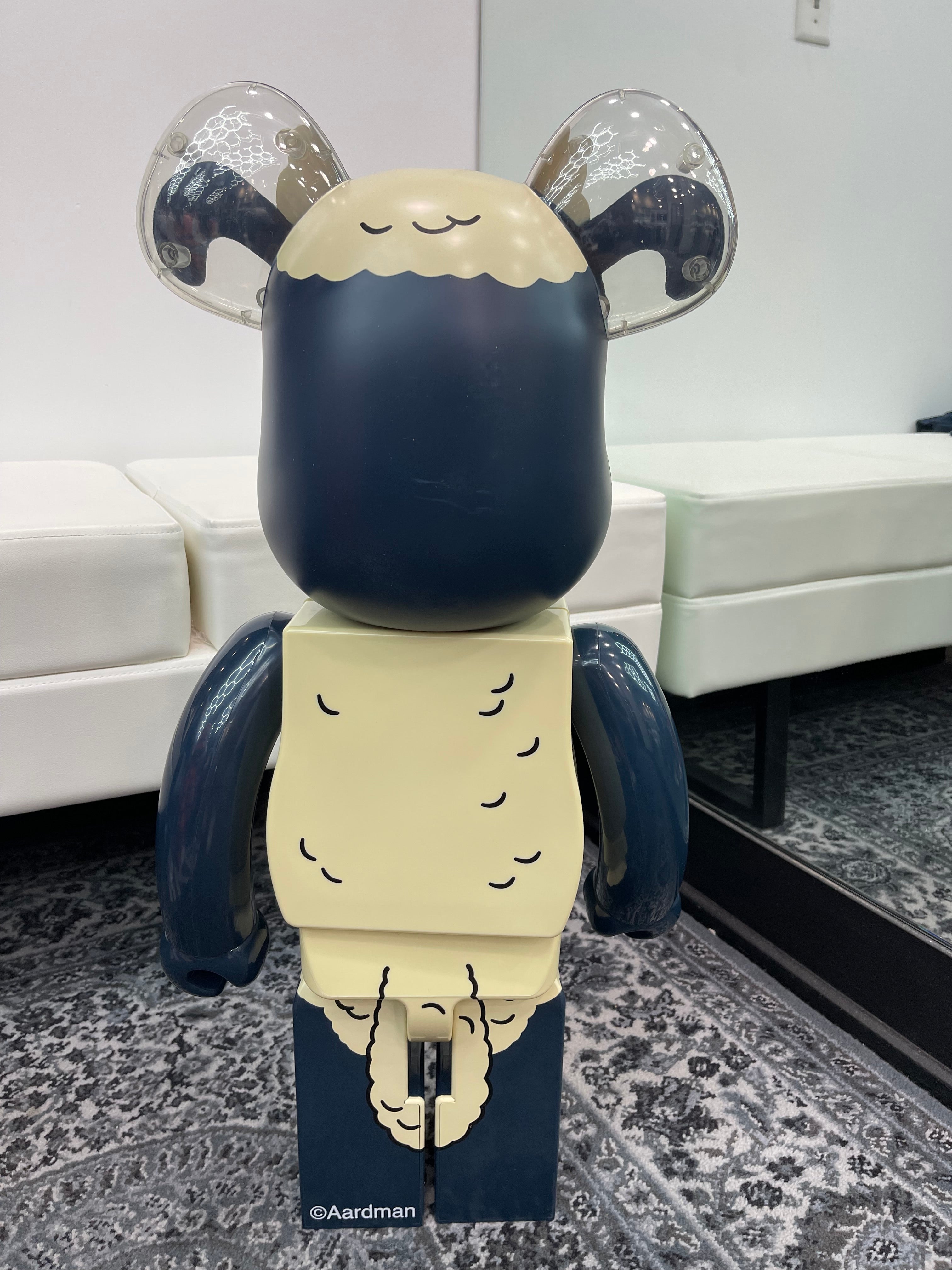 Bearbrick 1000% “Shaun the Sheep”