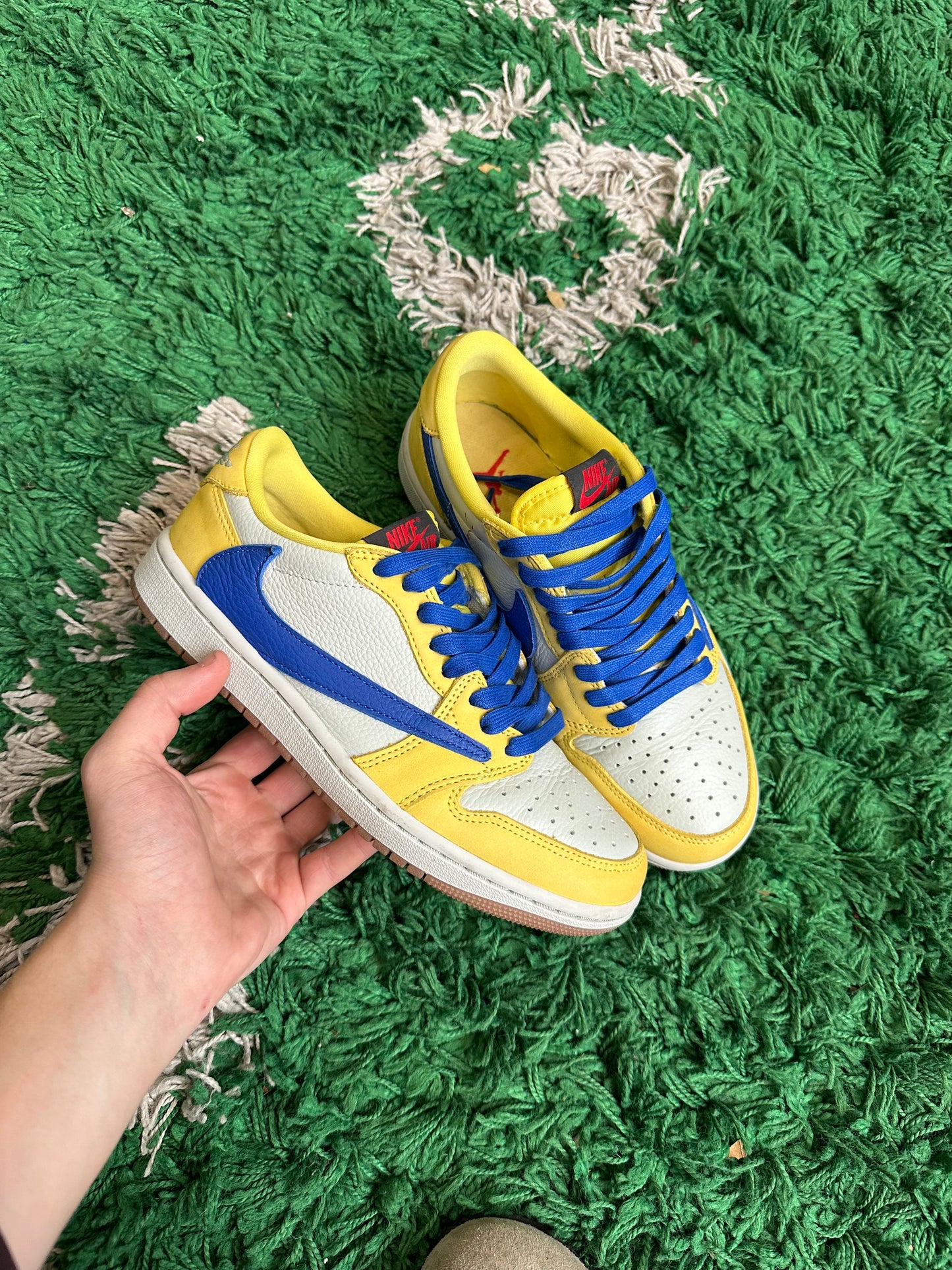 Travis Scott Jordan 1 Low “Canary”