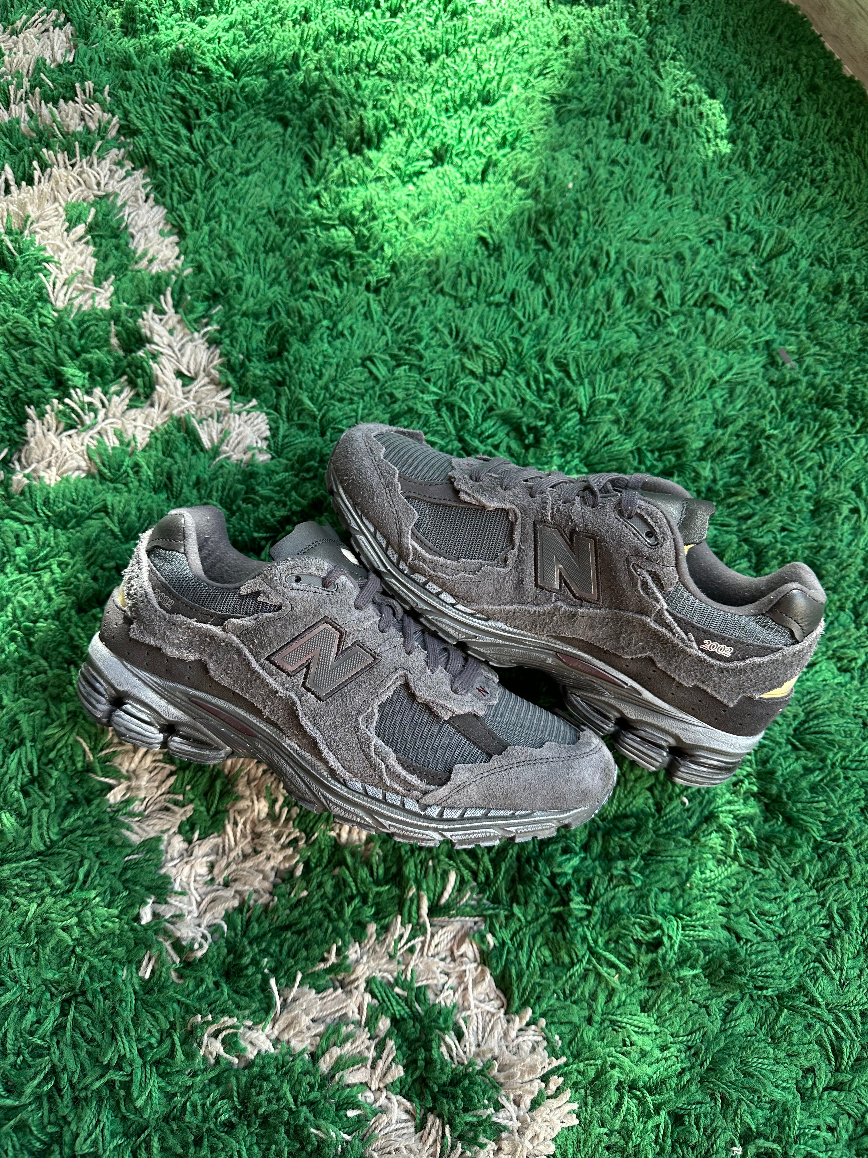 New Balance 2002R “Protection Pack Phantom”