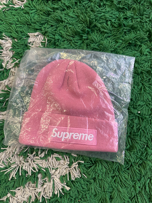 Supreme Beanie Box Logo “All Pink”