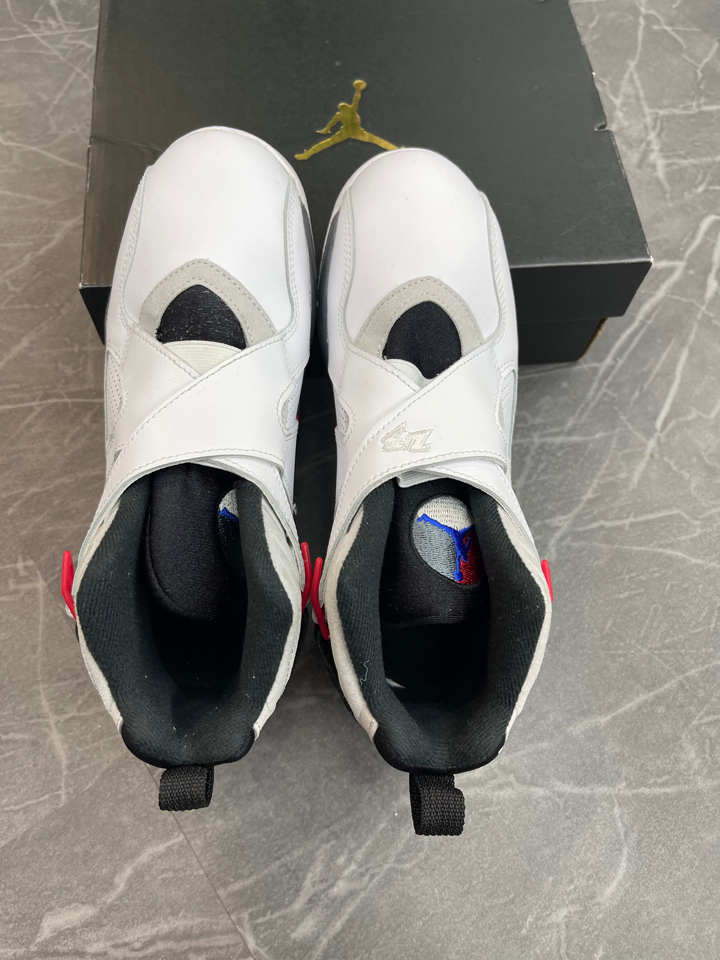 Jordan 8 “White True Red”