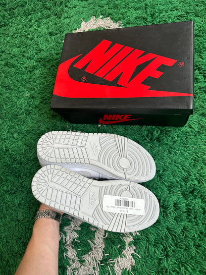 Jordan 1 Low “Neutral Grey”