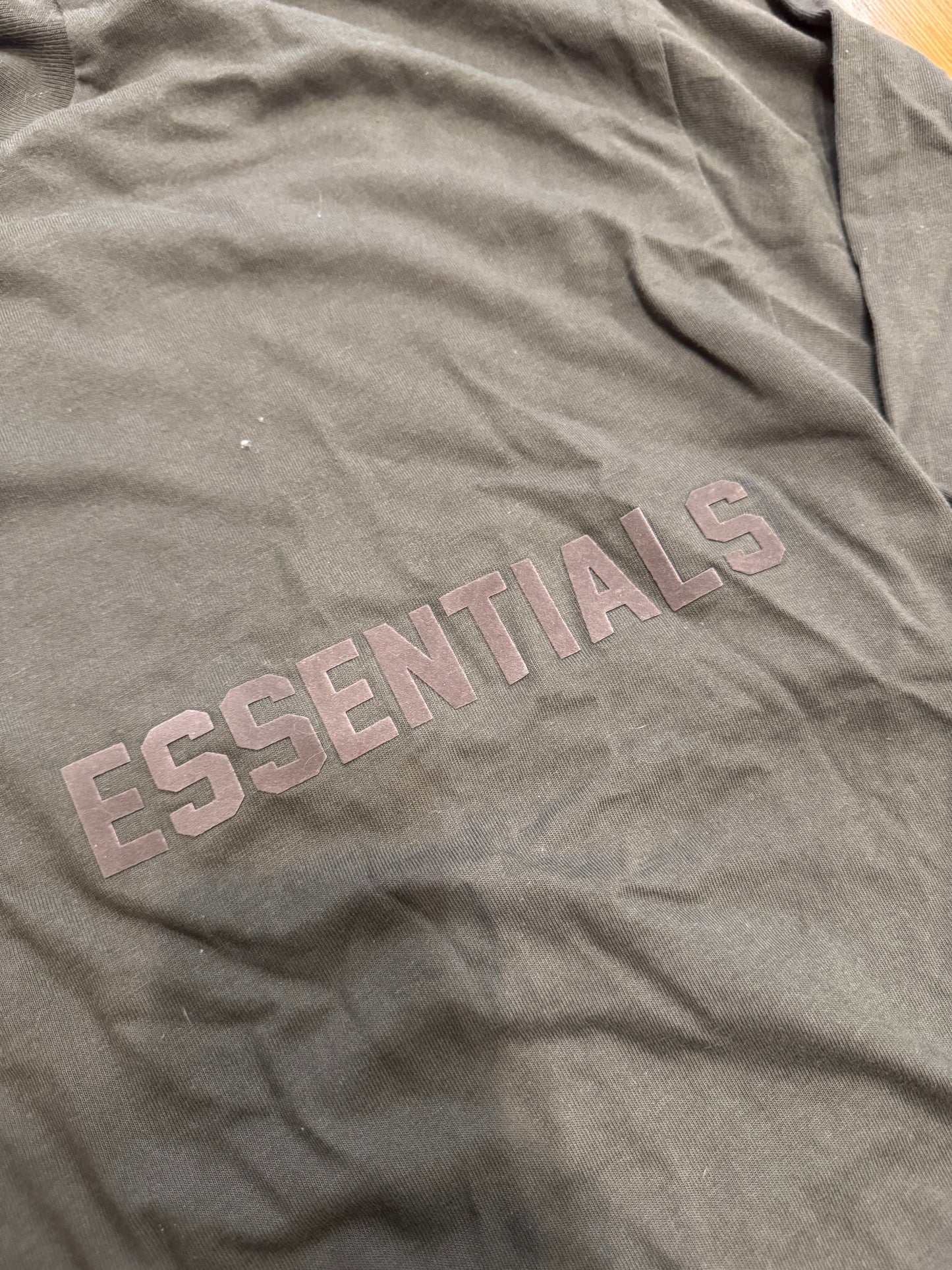 Essentials L/S Tee “Iron”