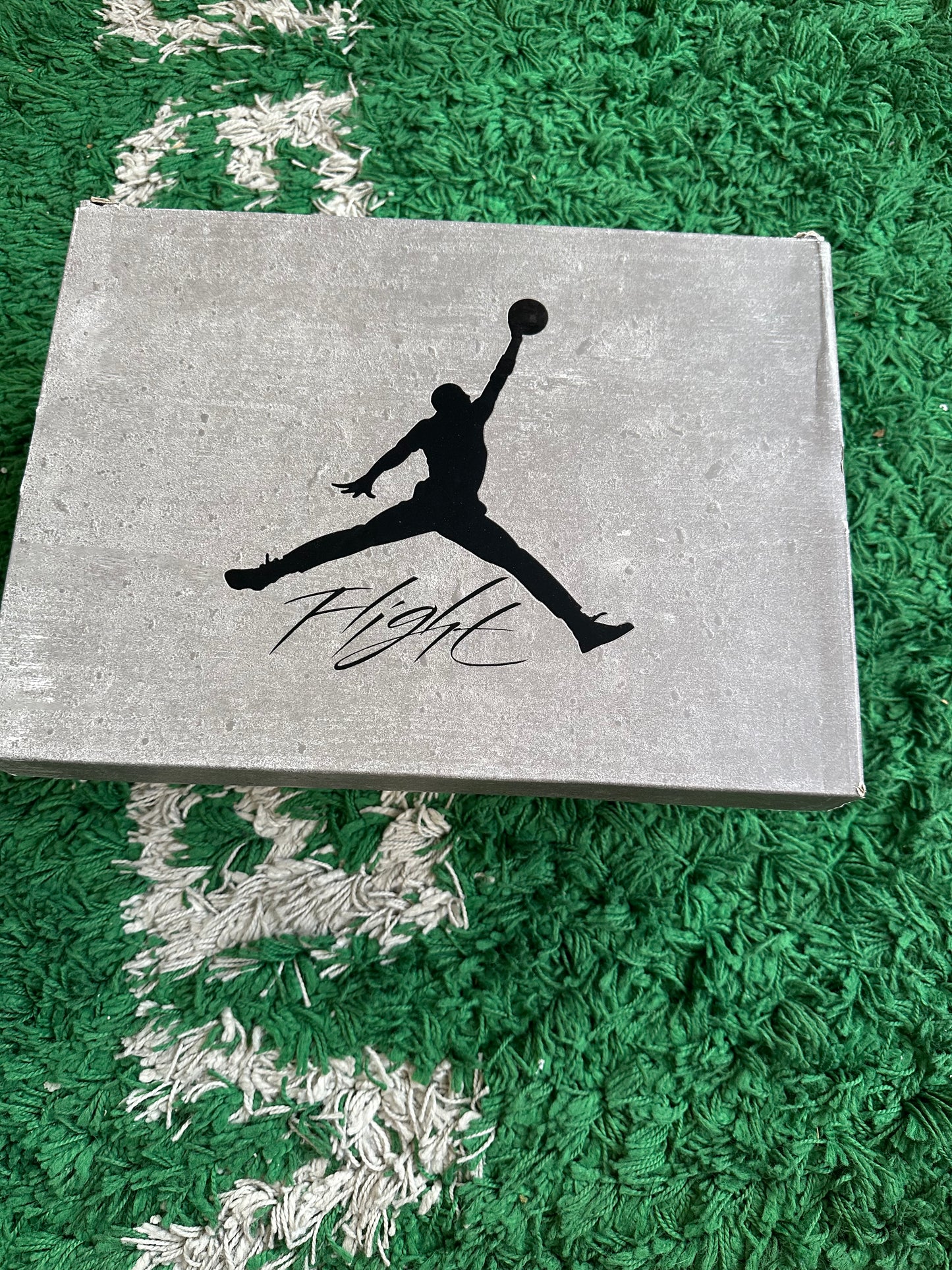Jordan 4 “Cave Stone”