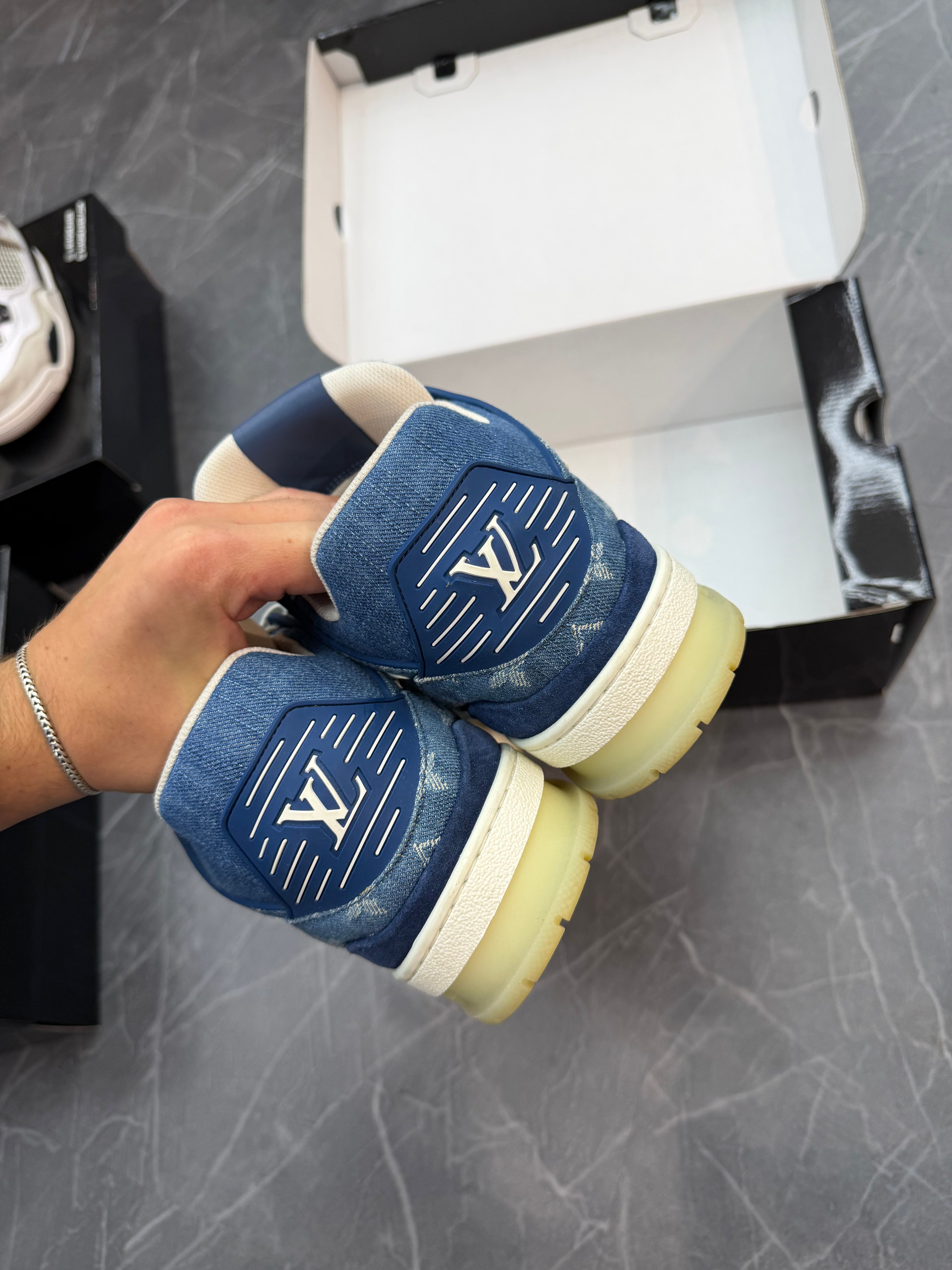 Louis Vuitton Trainer Blue Denim